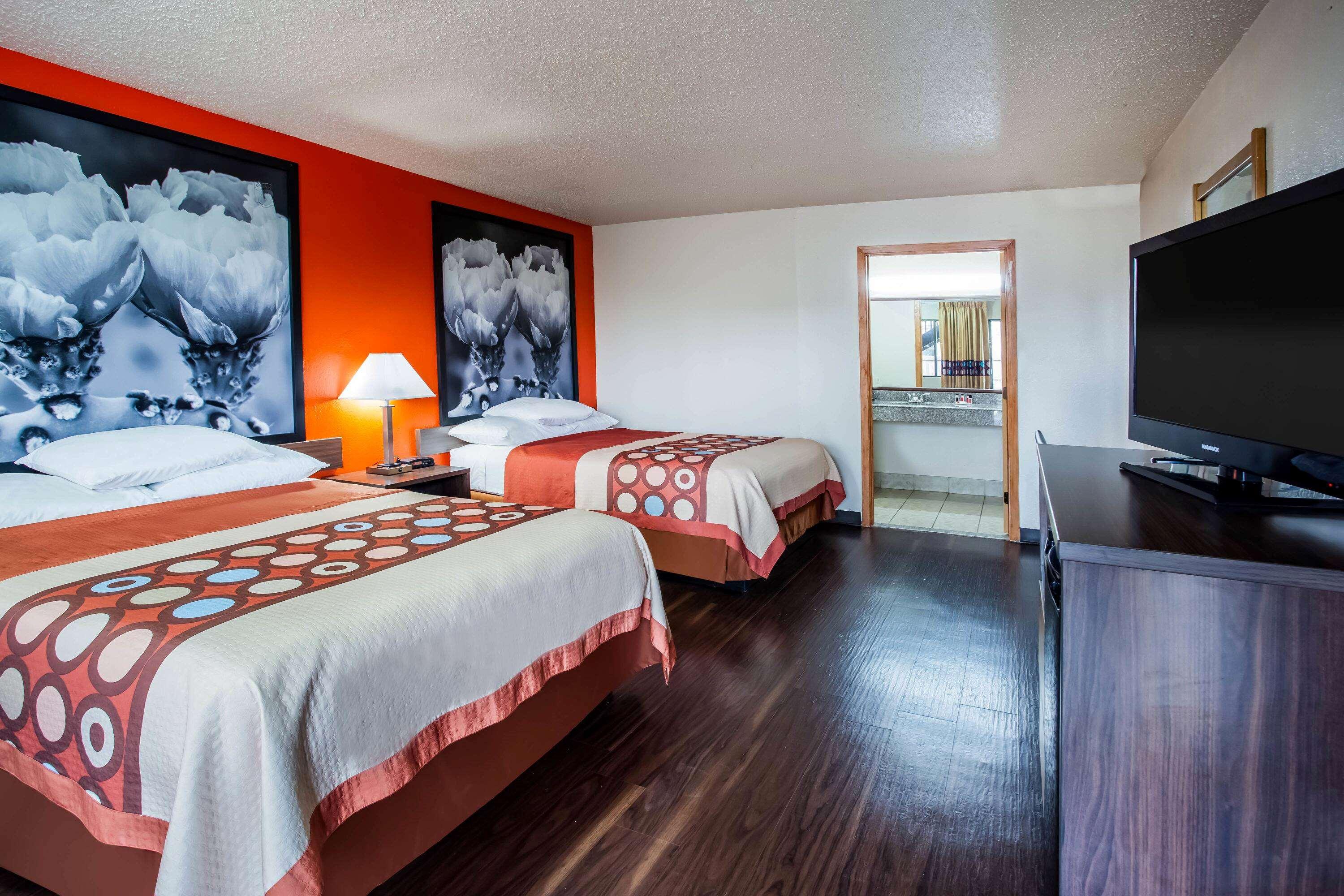 Double Two Queen Beds