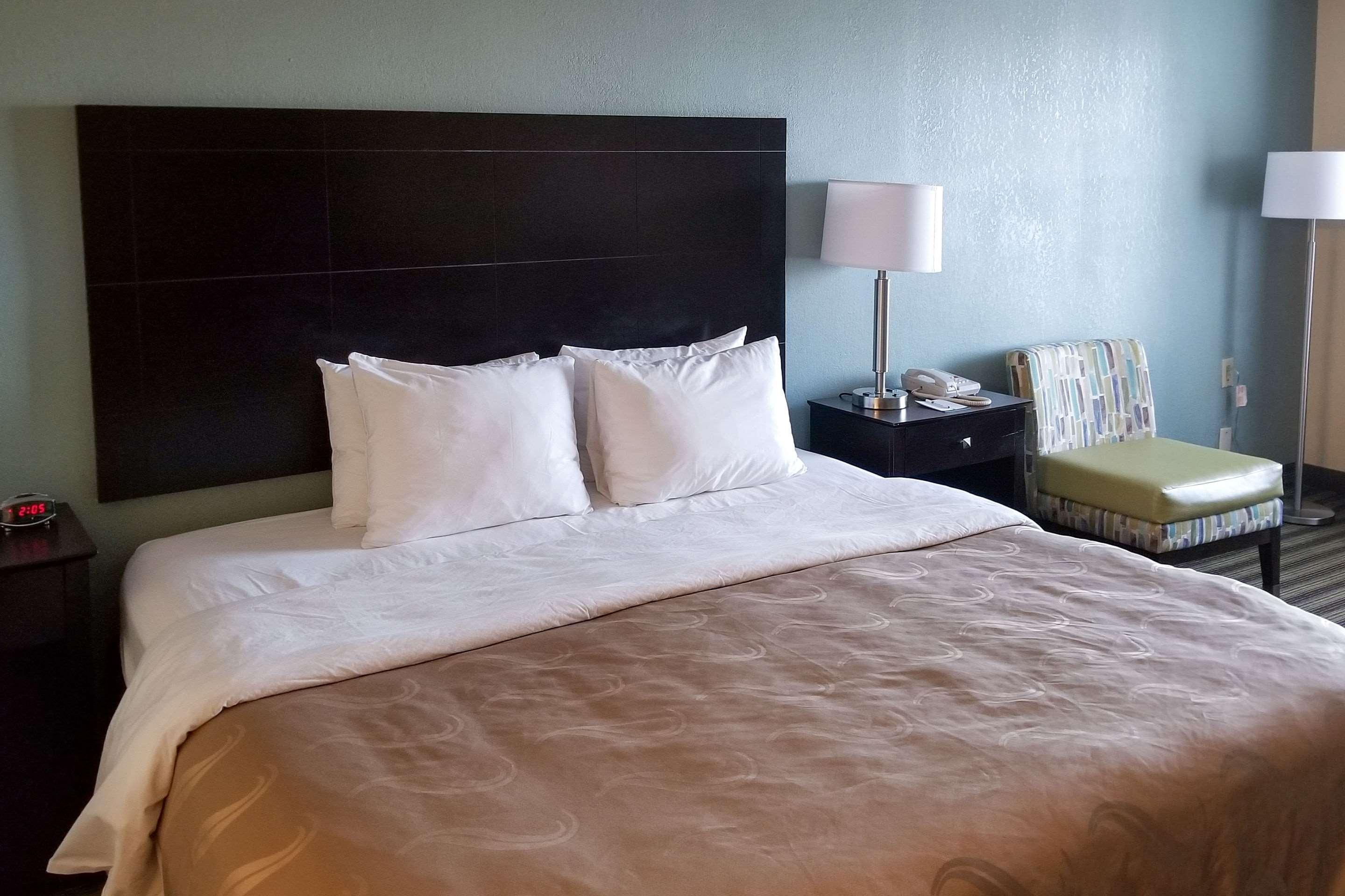 Double King Bed Non Smoking