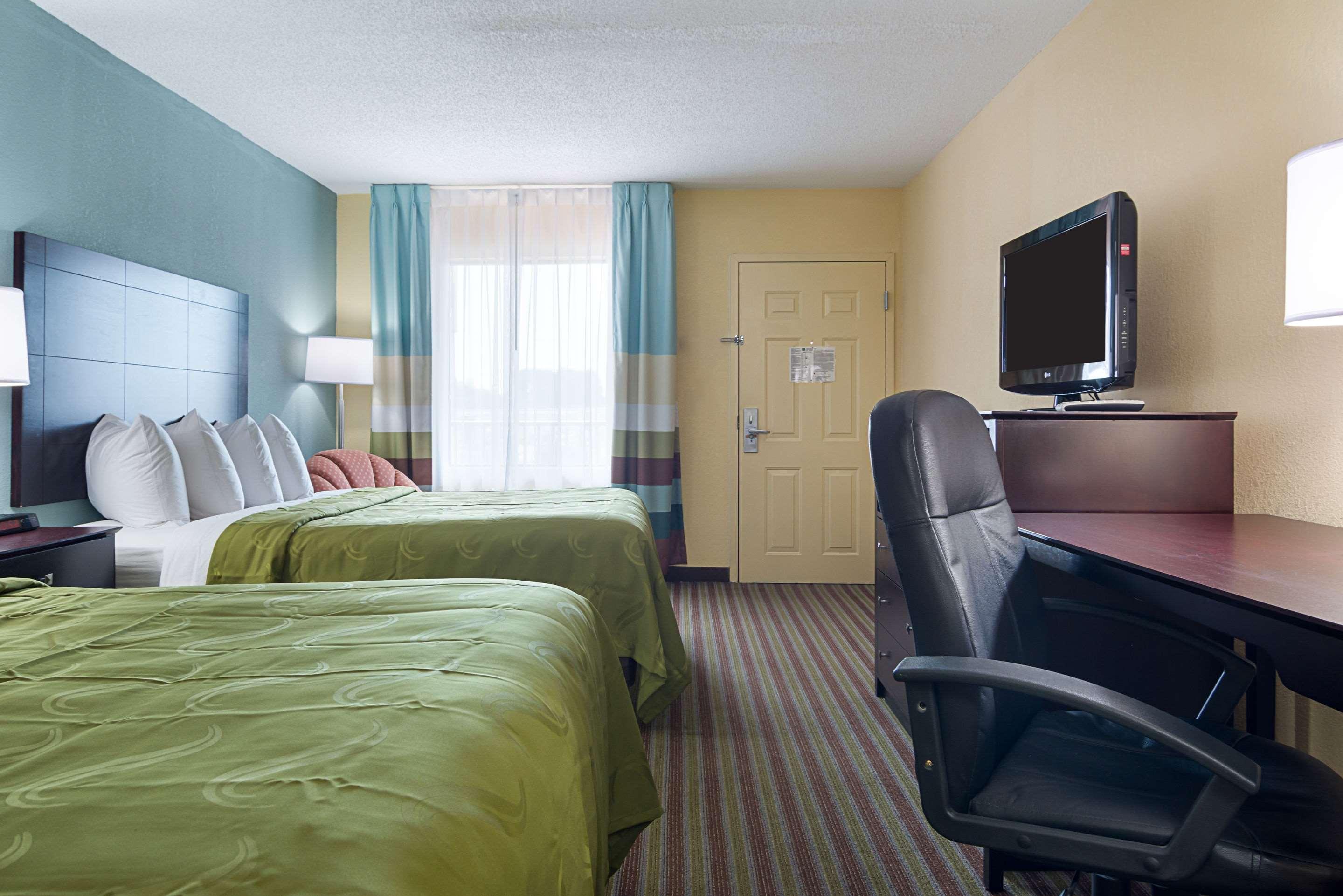 Double Two Queen Beds Non Smoking