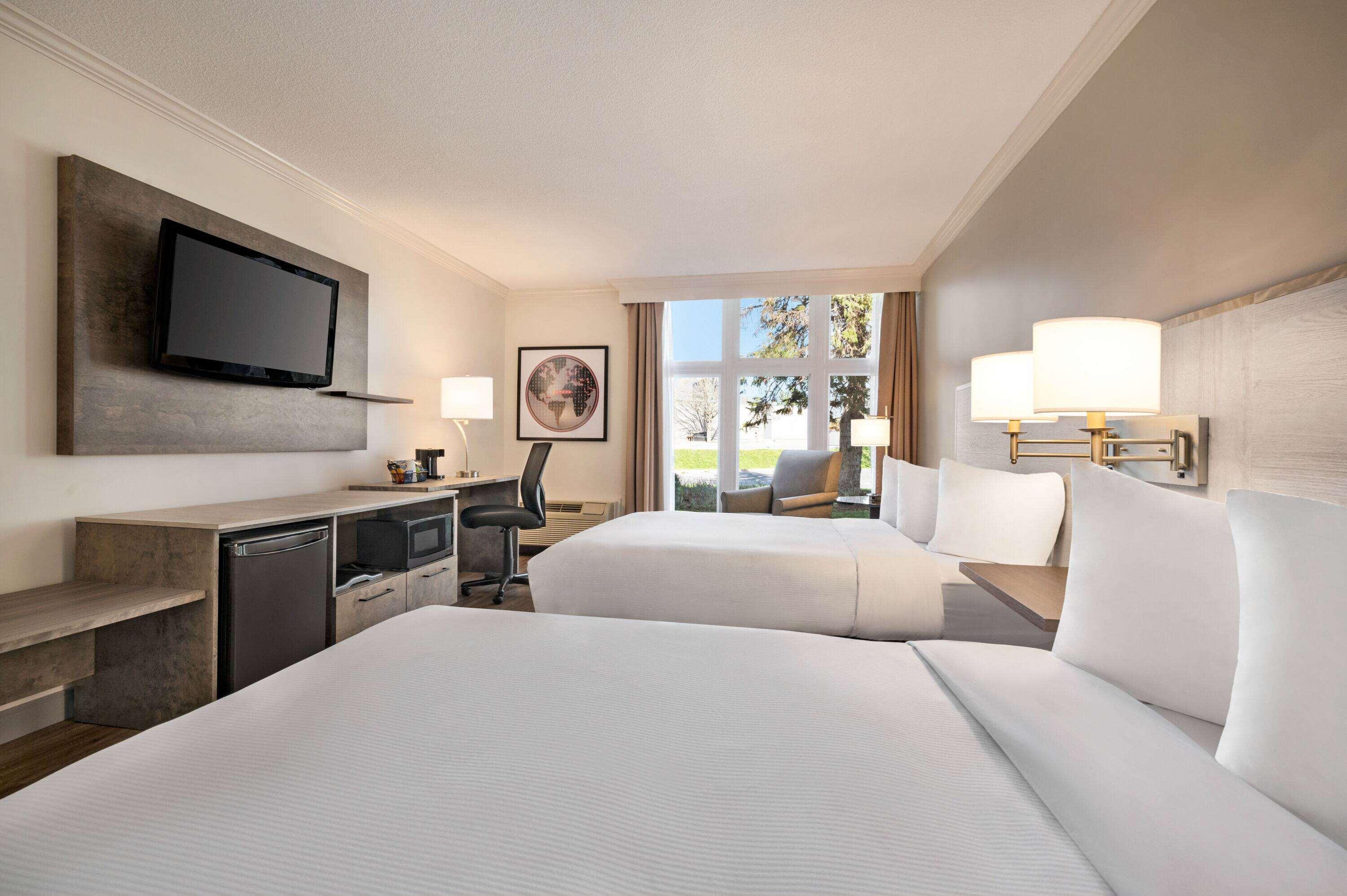 Double Two Queen Beds Non Smoking