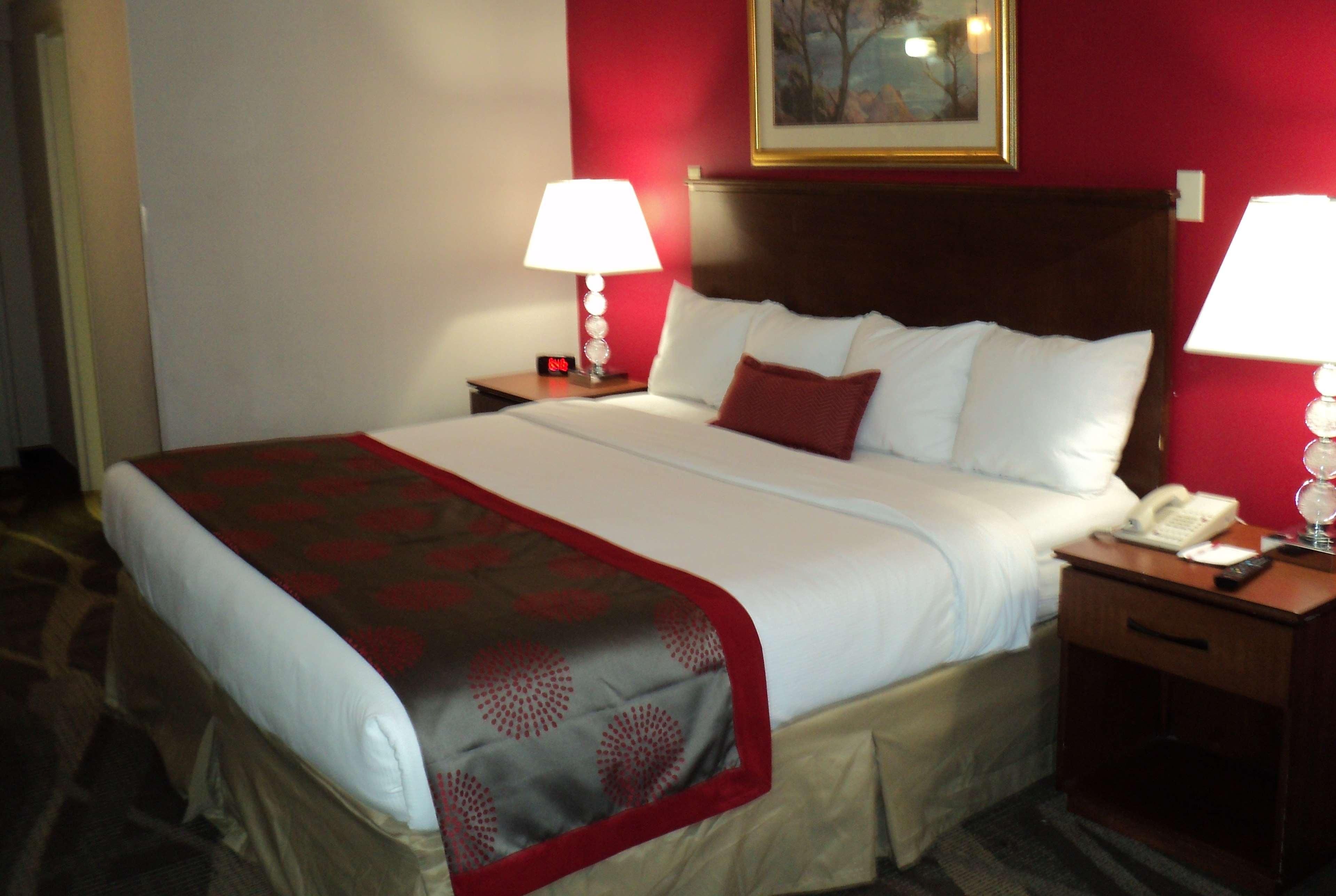 Double Queen Bed Non Smoking