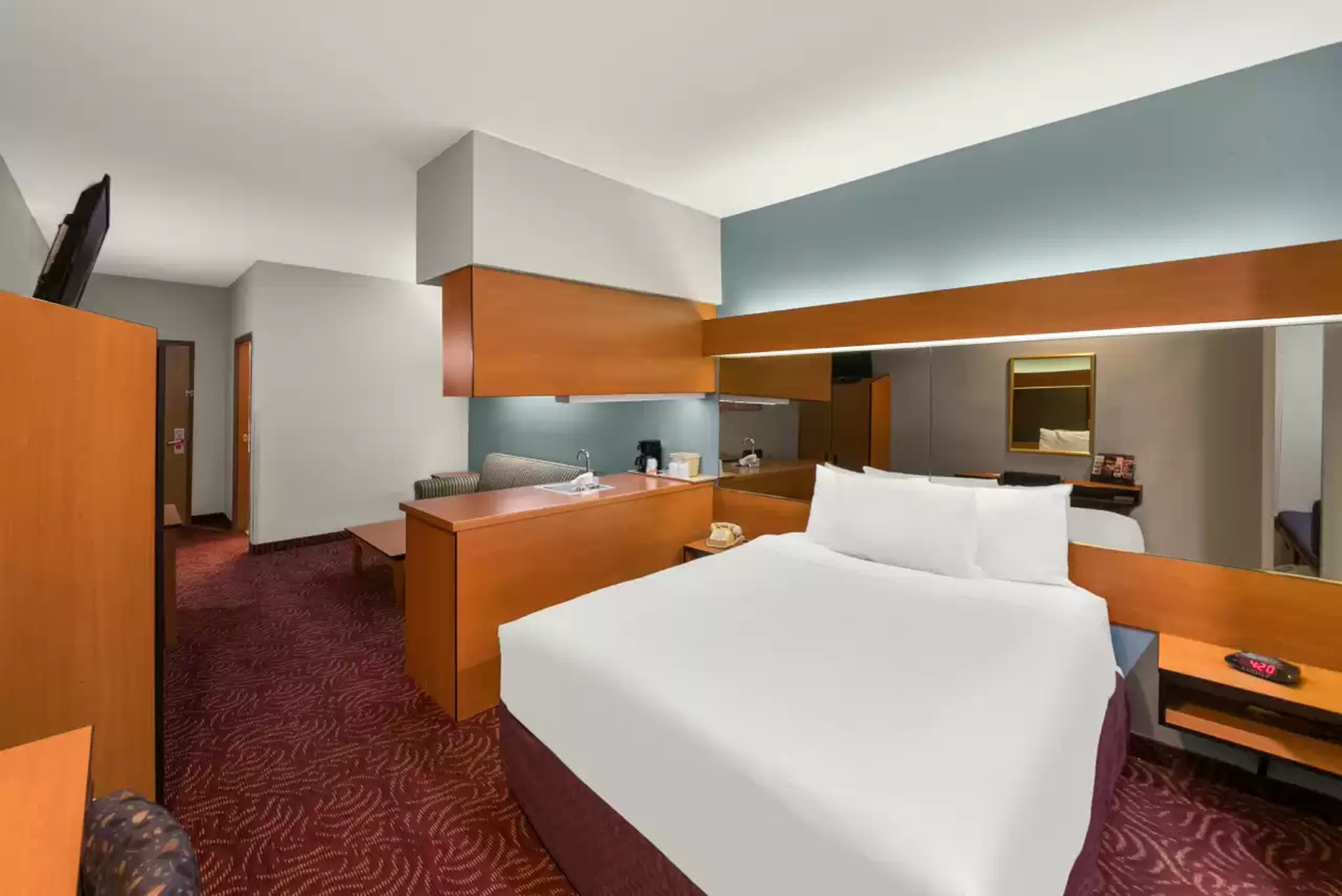 Double Queen Size Bed