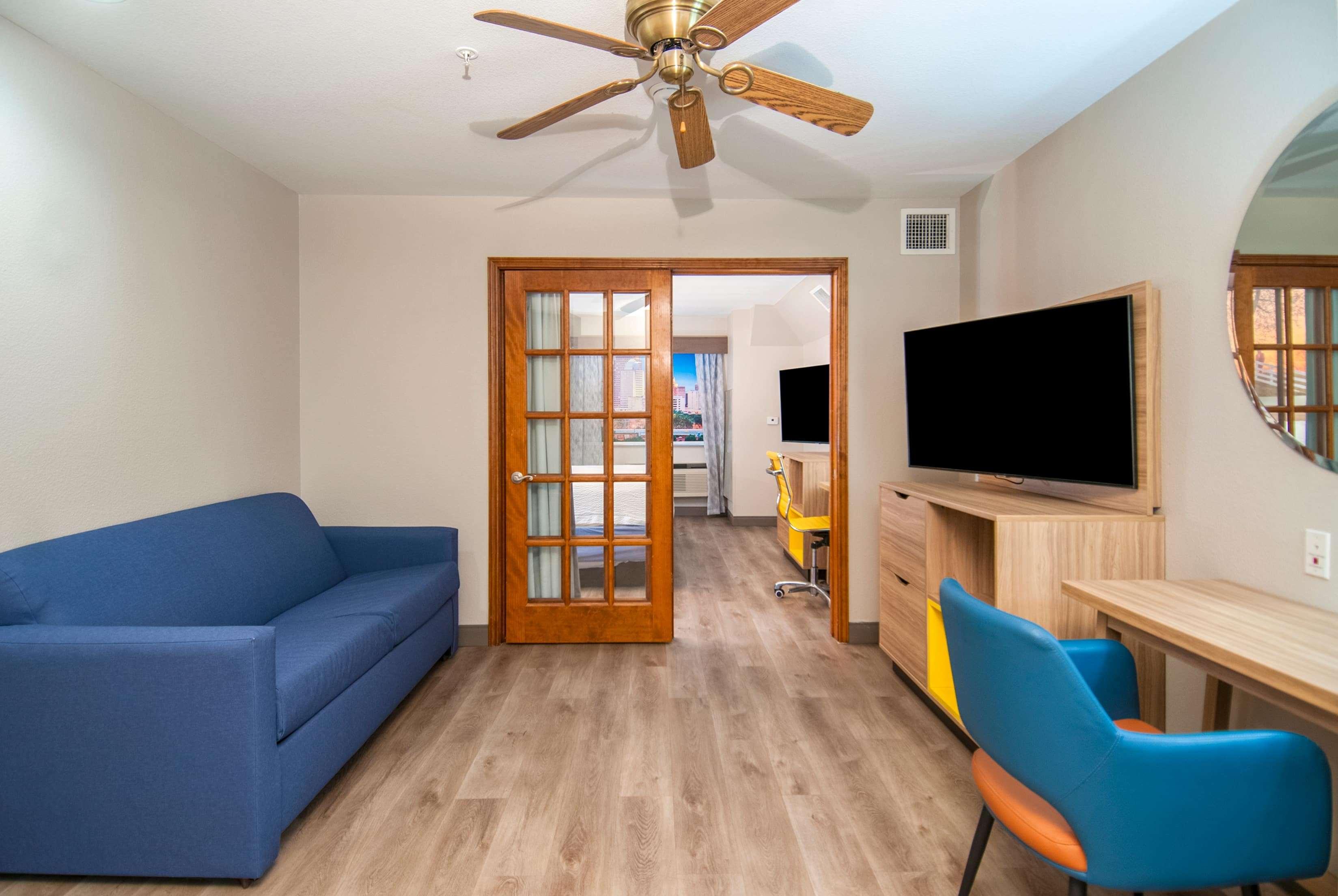 Suite King Bed Non Smoking