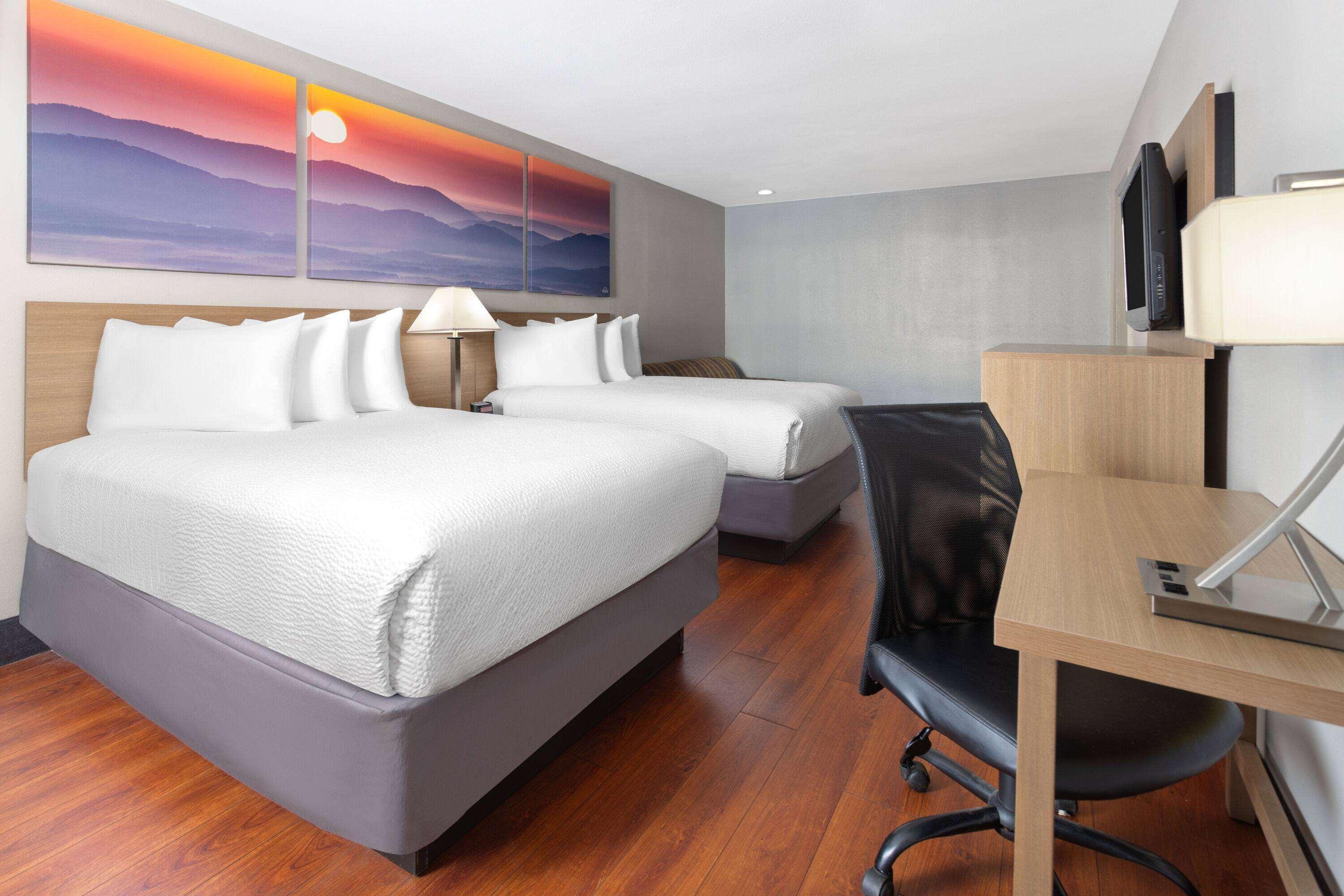 Quadruple Two Double Beds