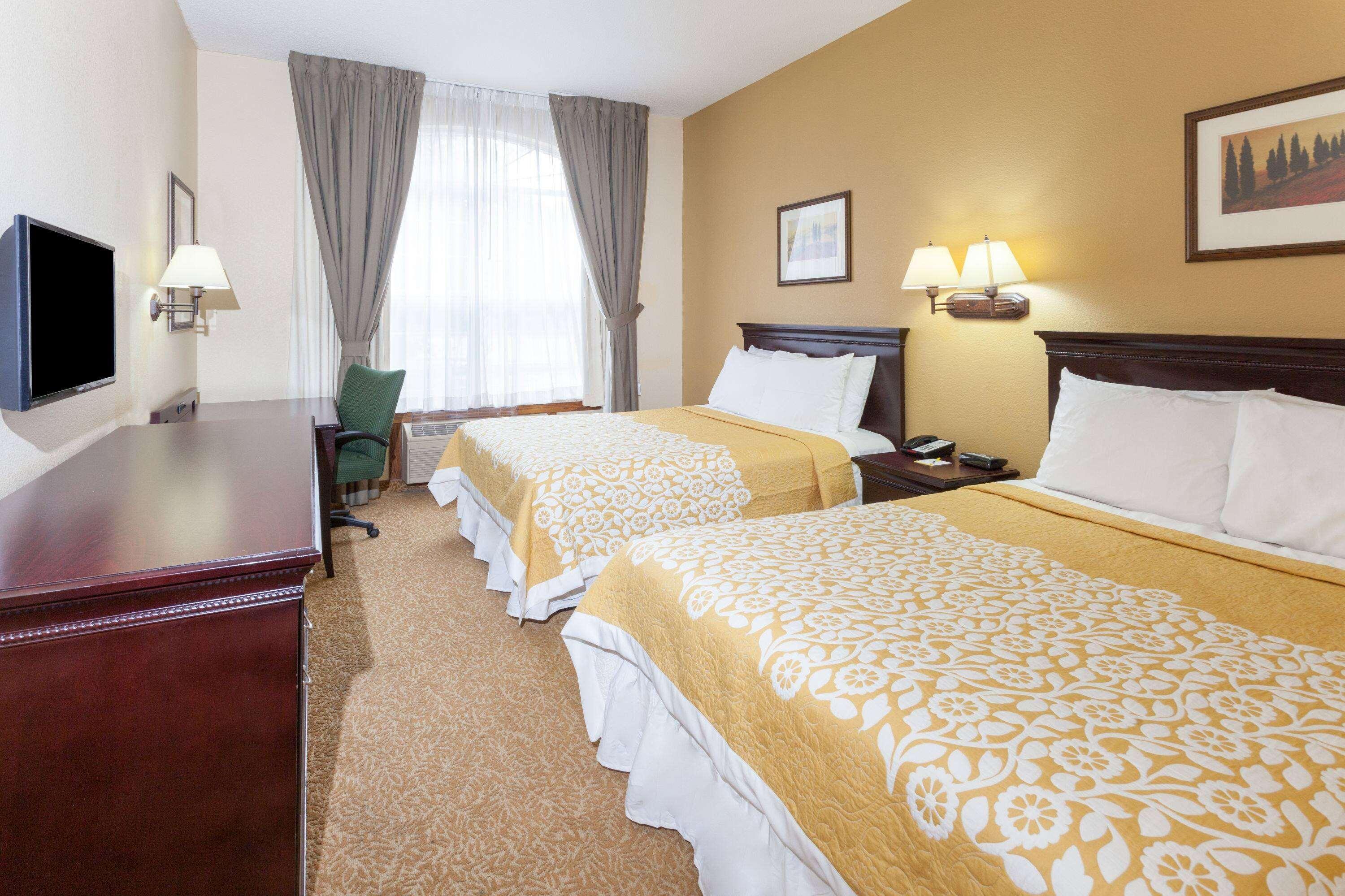 Quadruple Two Queen Beds