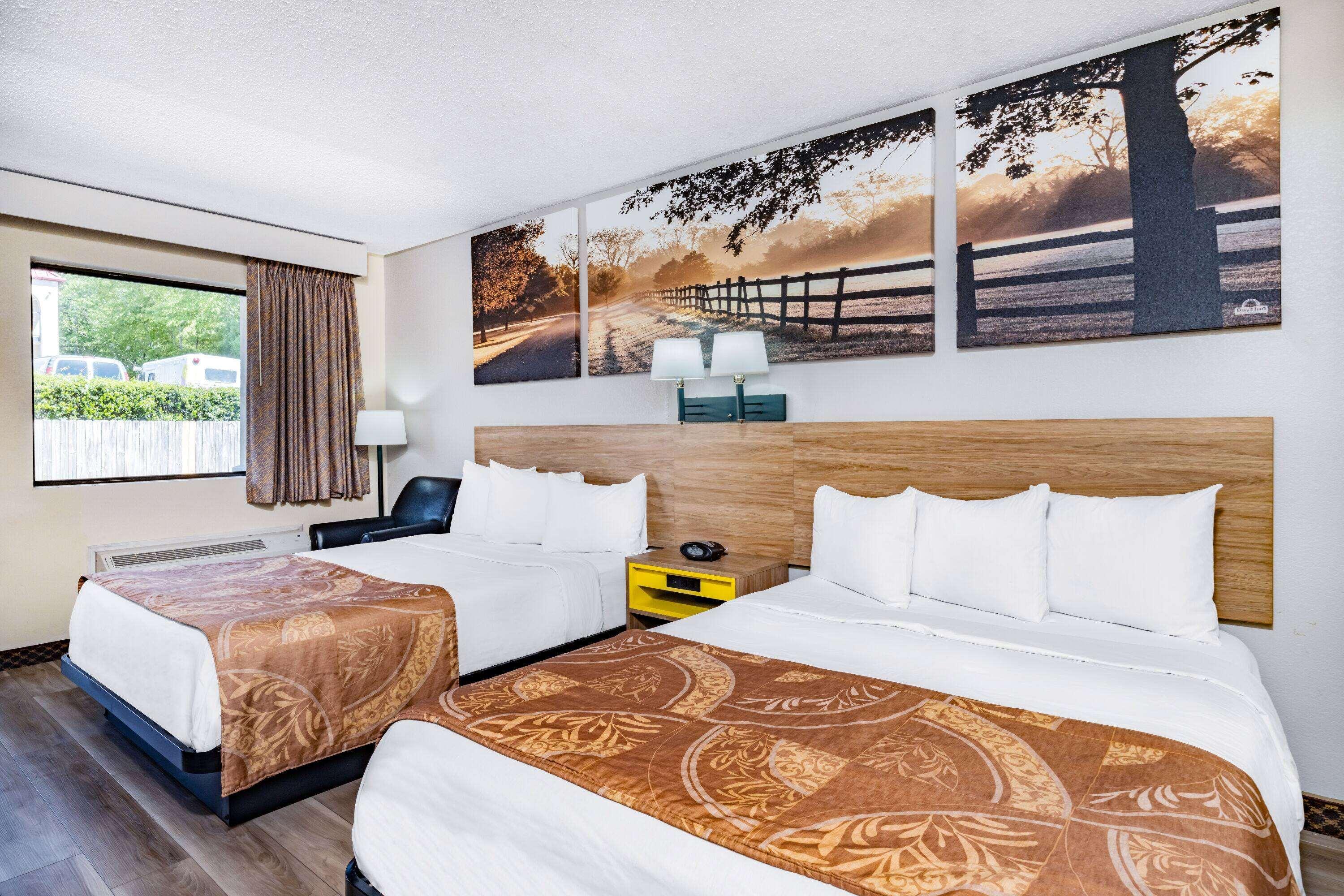 Quadruple Two Queen Beds