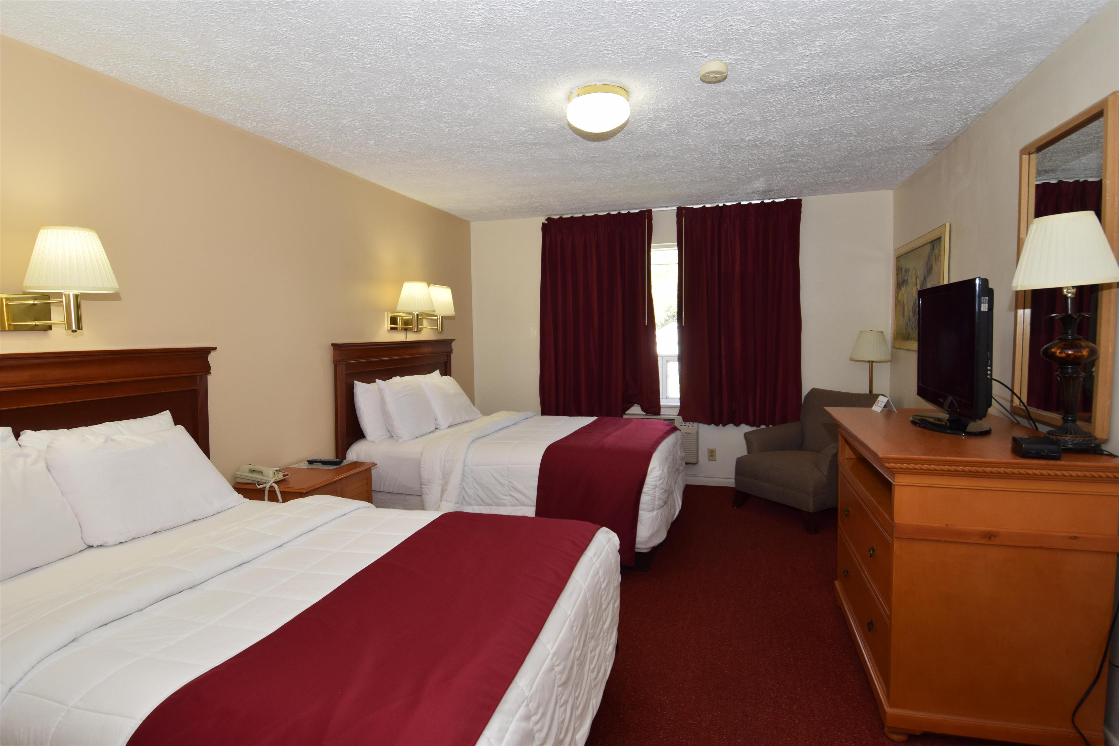 Suite Two Queen Beds