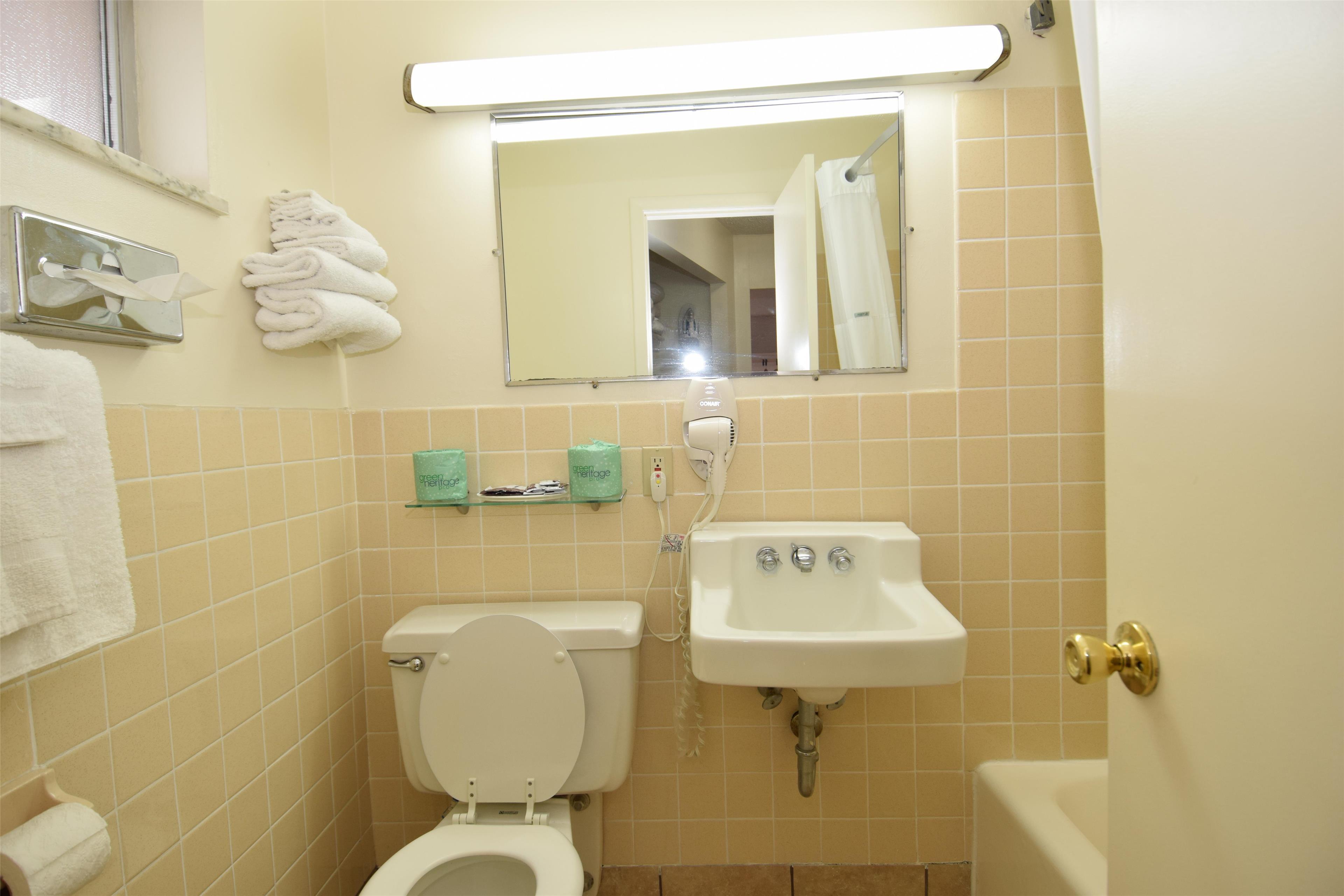 Suite Two Queen Beds