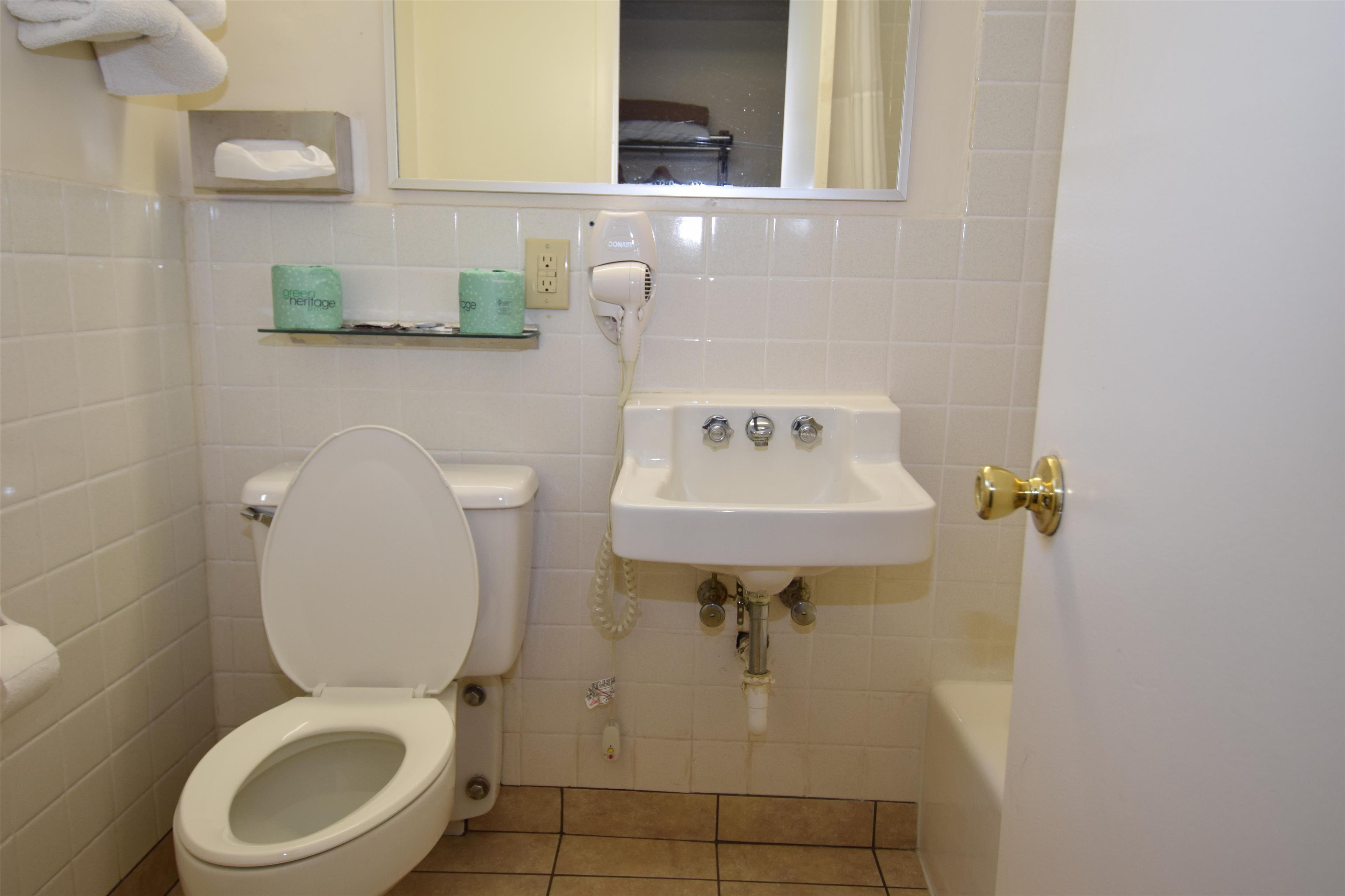 Double Queen Bed Non Smoking