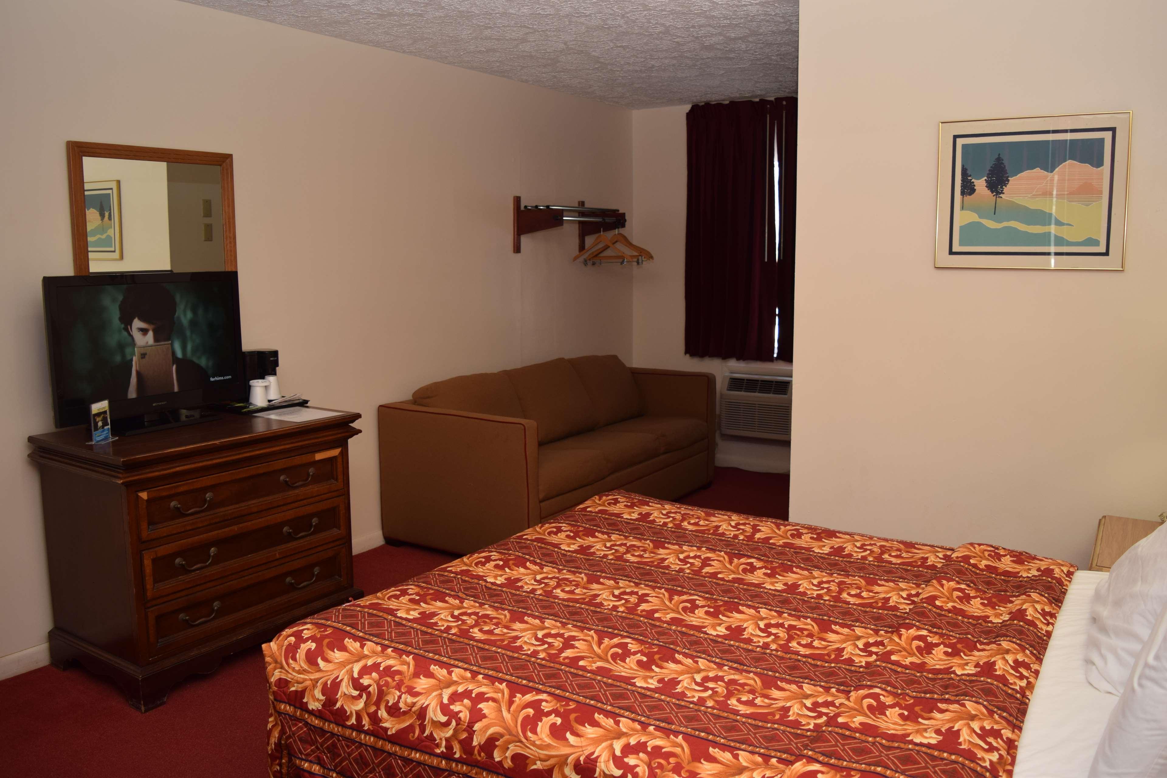 Double Queen Bed Non Smoking