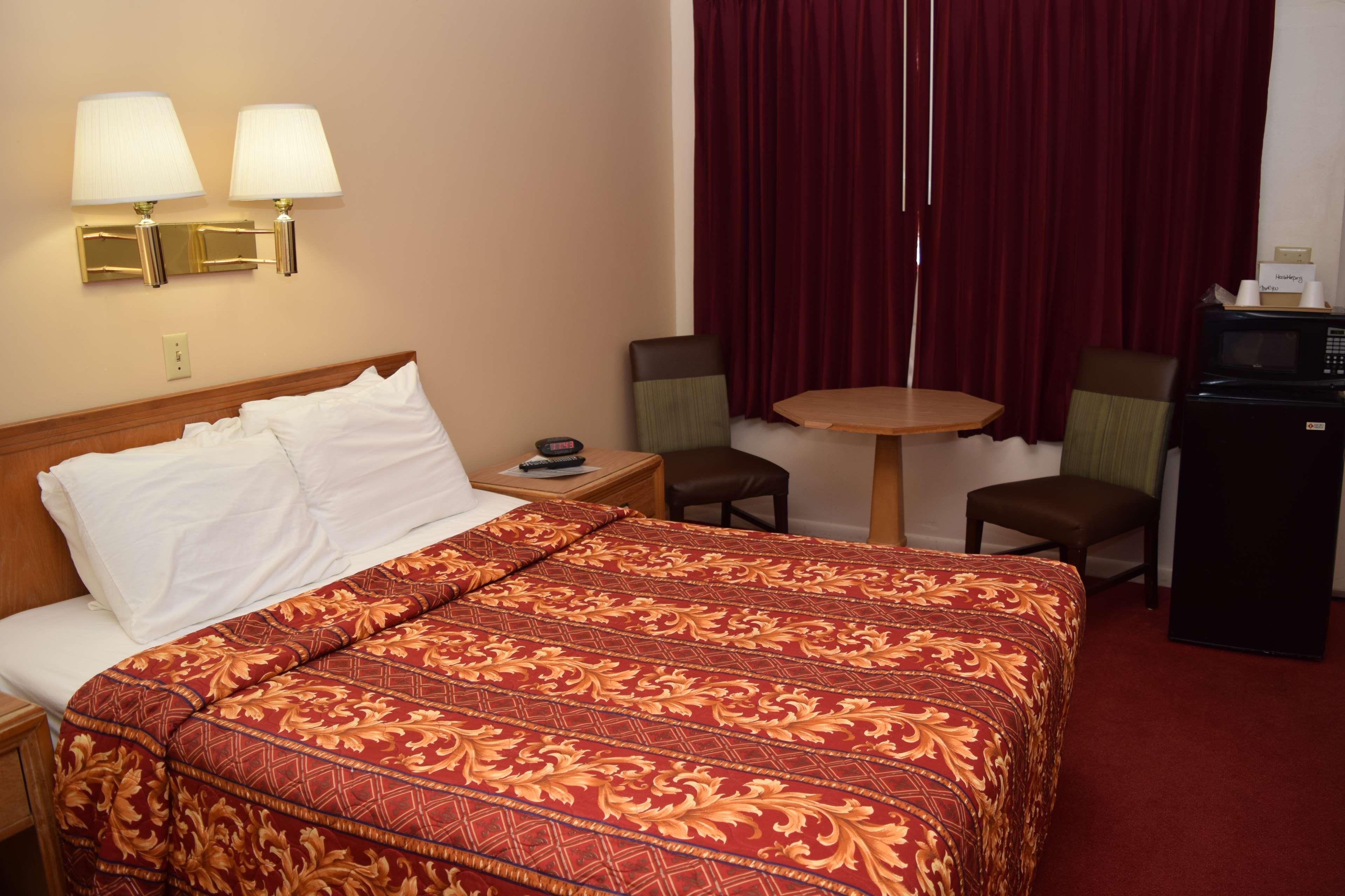 Suite Two Queen Beds