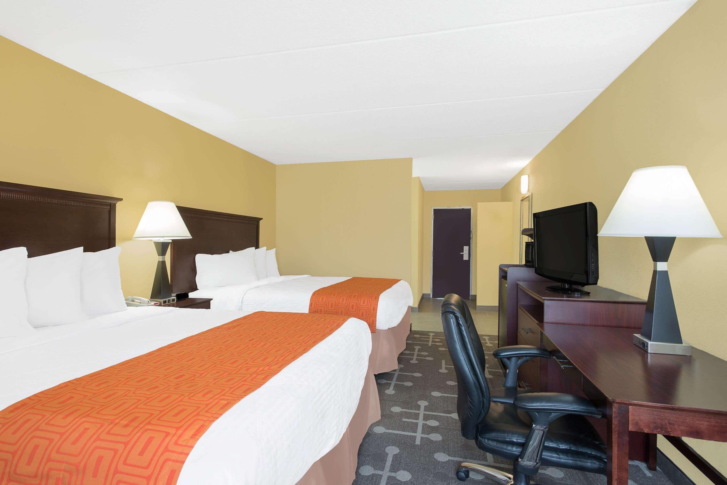 Room Two Double Beds