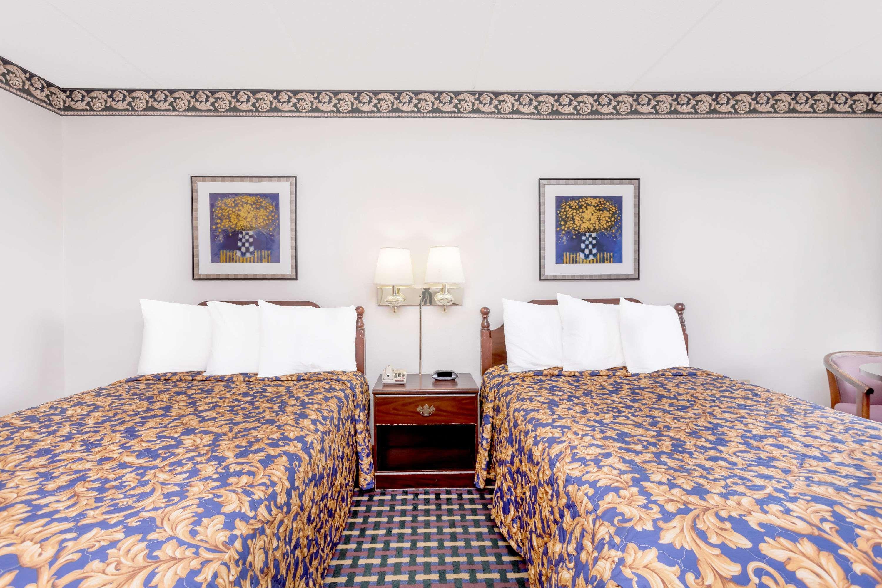 Room Two Double Beds