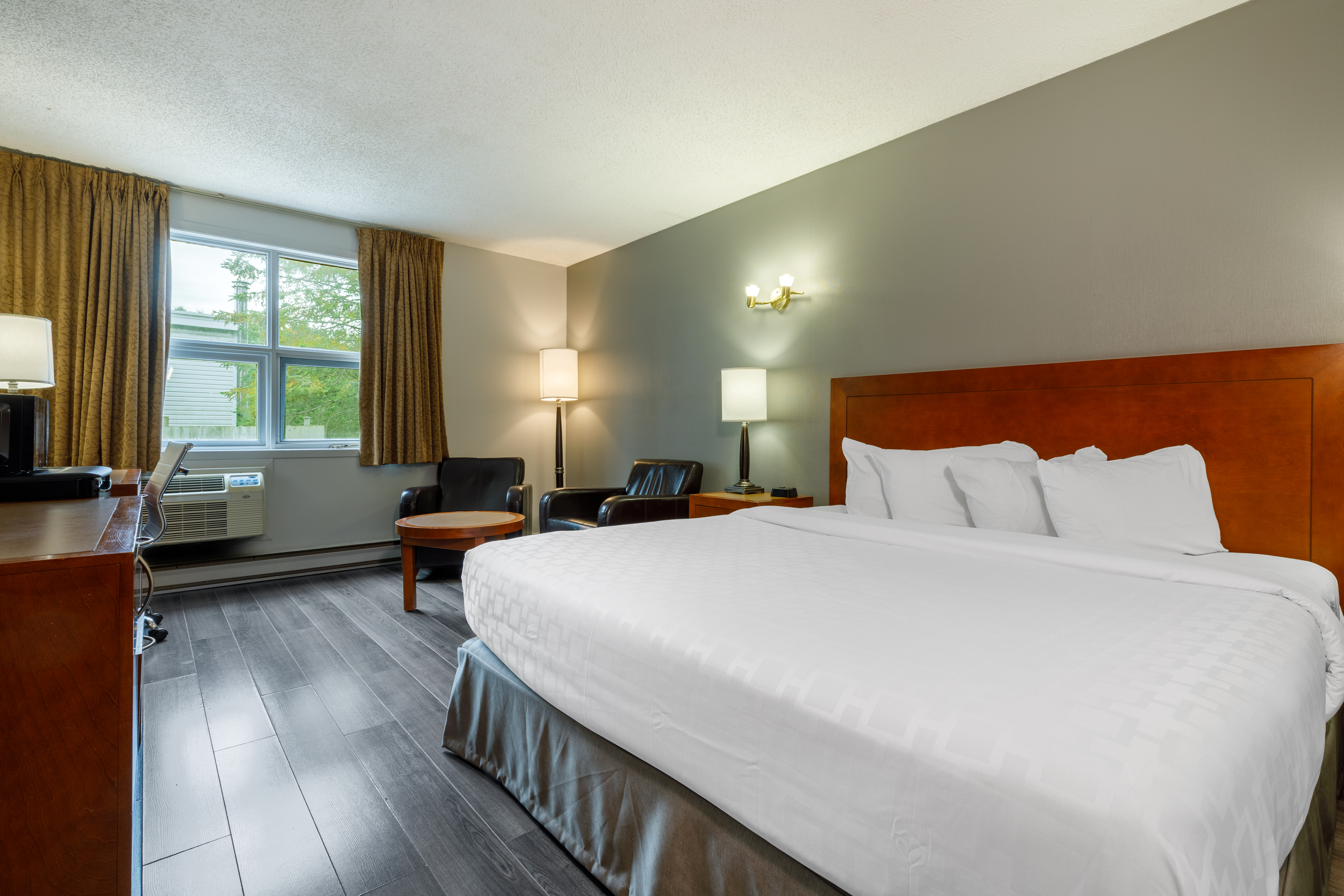 Double Accessible King Size Bed