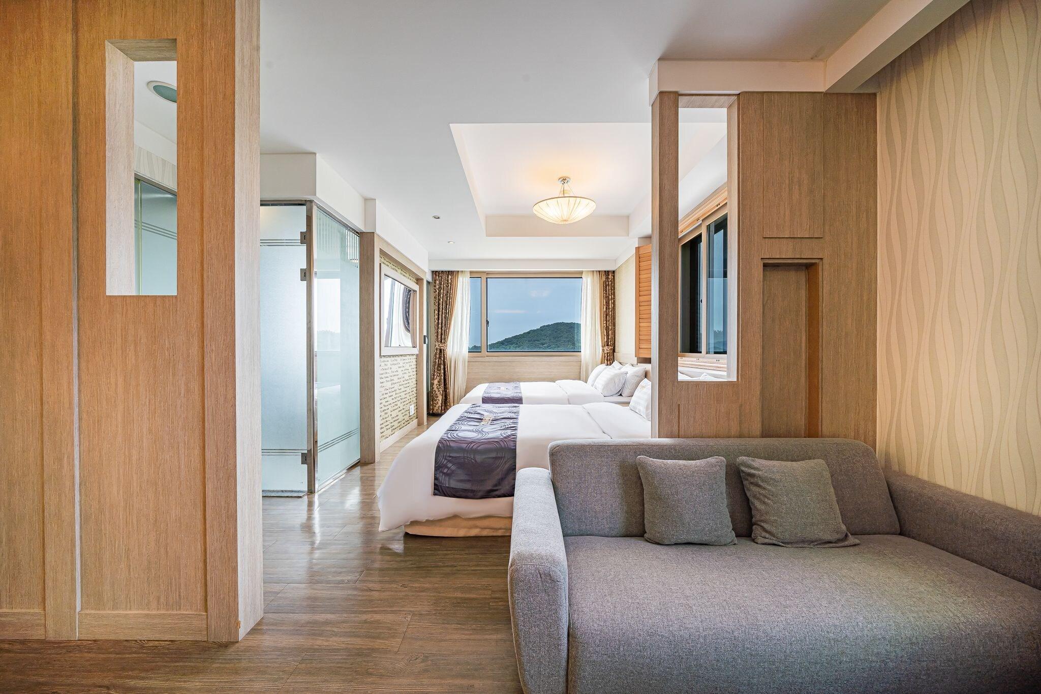 Suite Two Double Beds