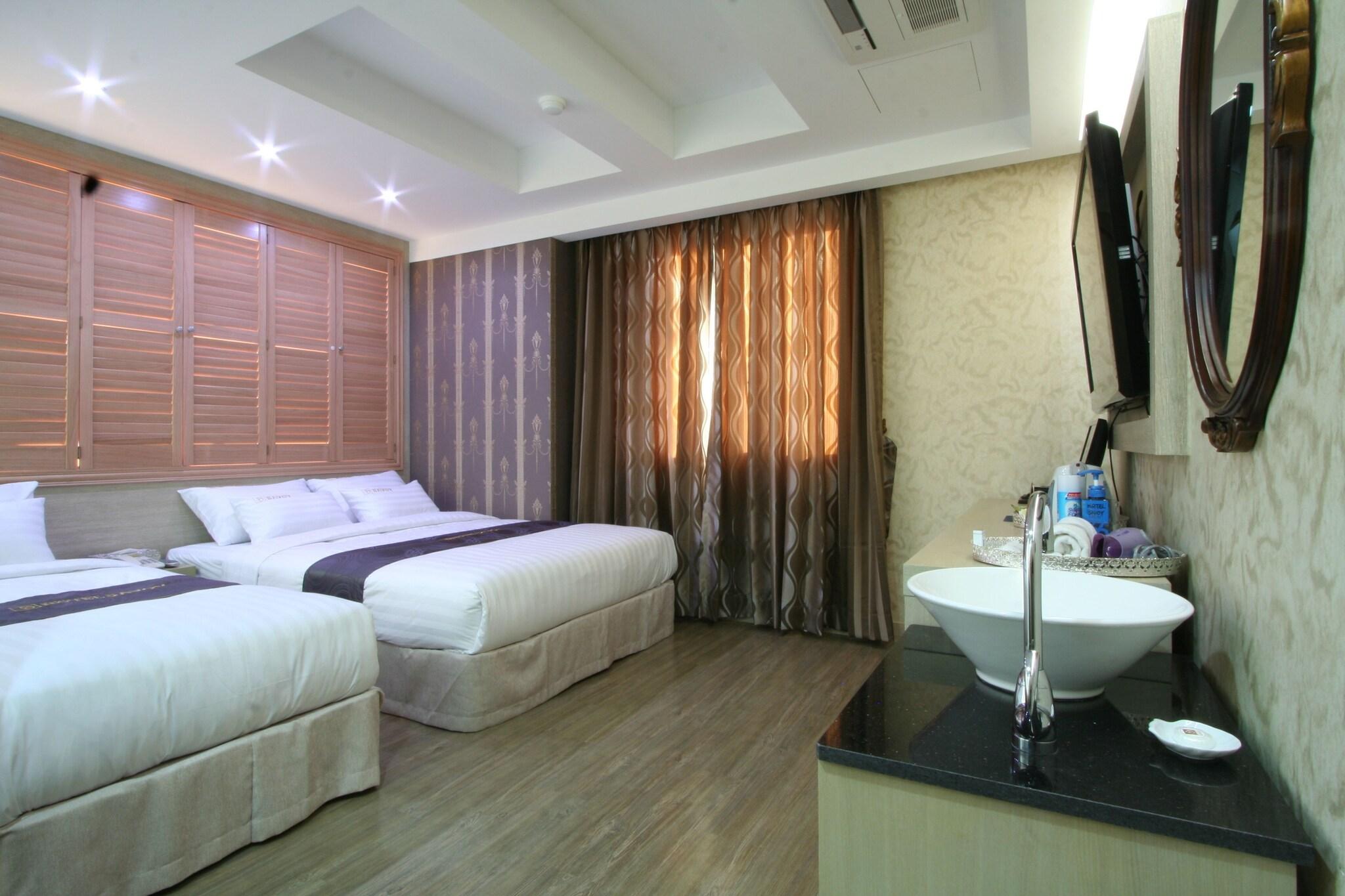 Junior Suite Two Beds