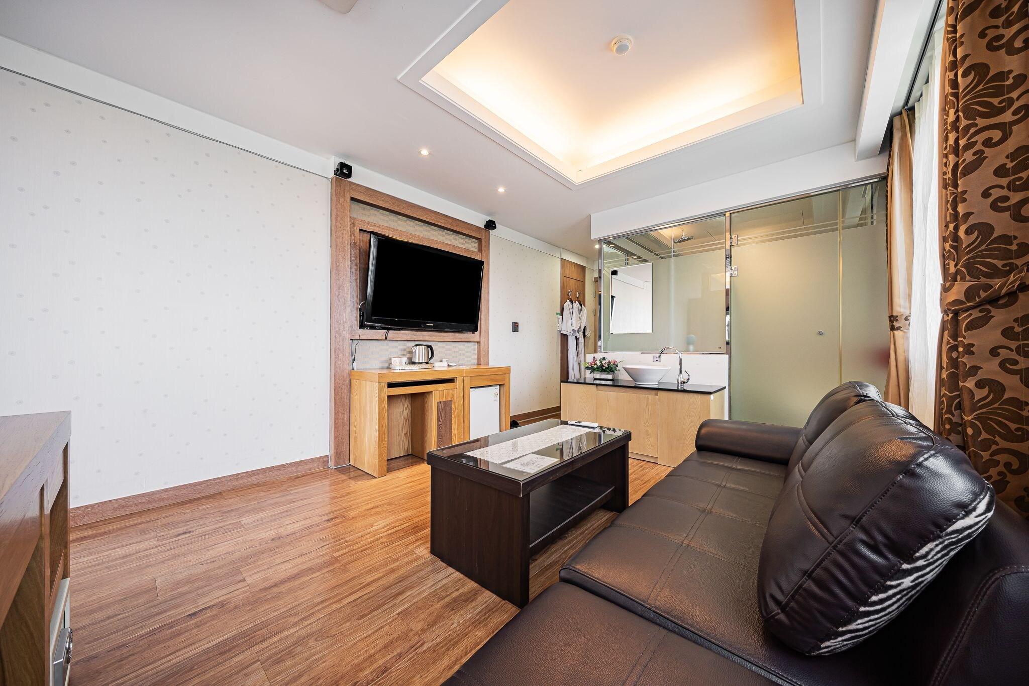 Junior Suite Two Beds