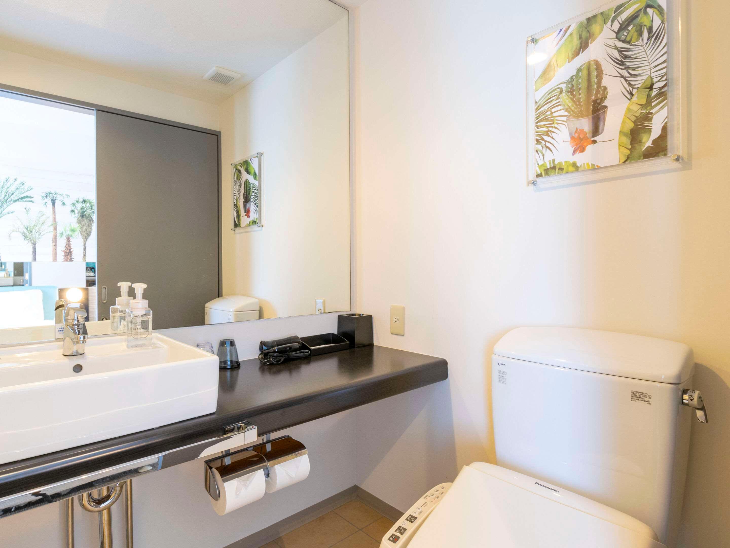 Double Queen Size Bed