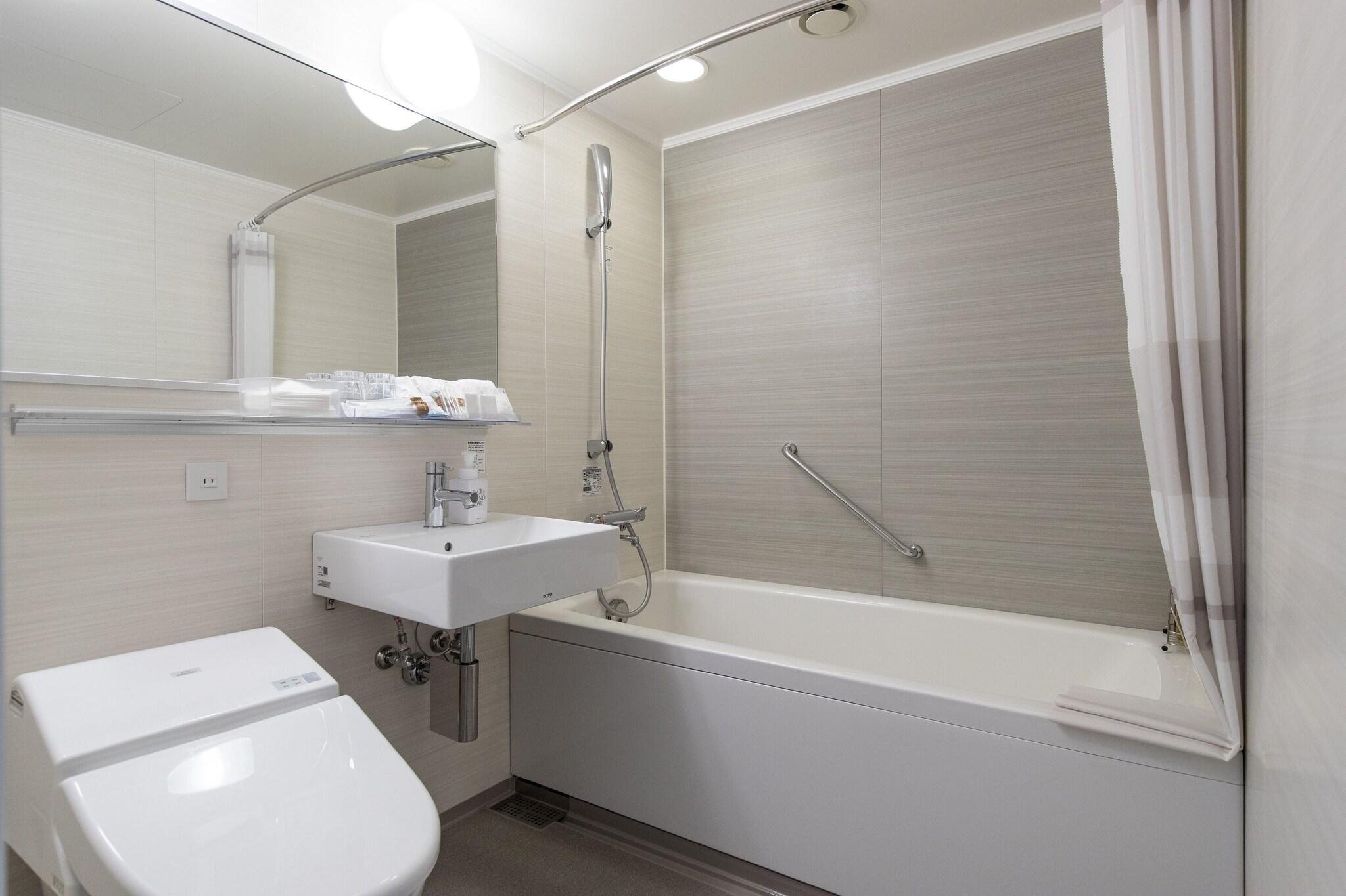 Double Queen Bed Non Smoking