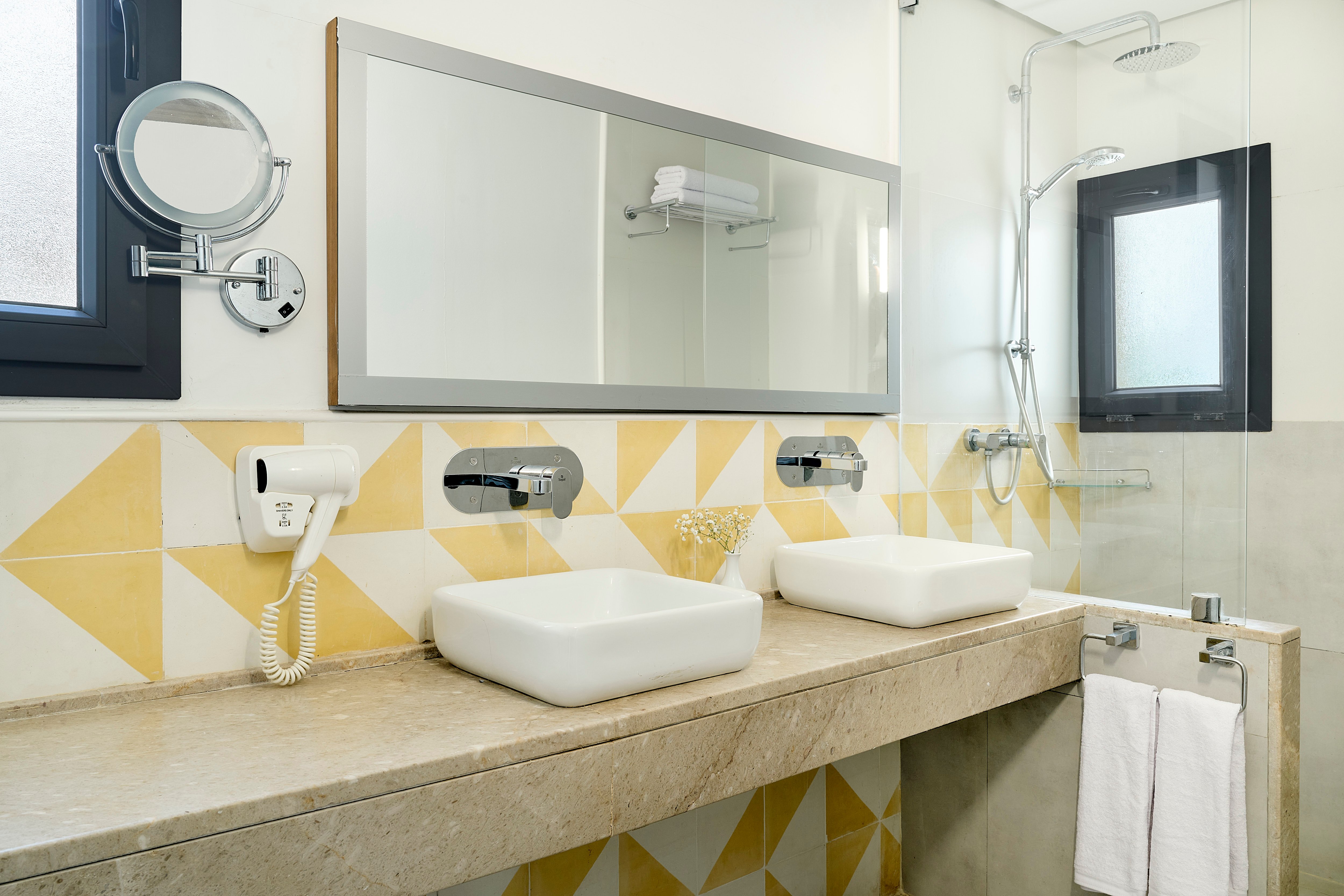 Bungalow Garden View