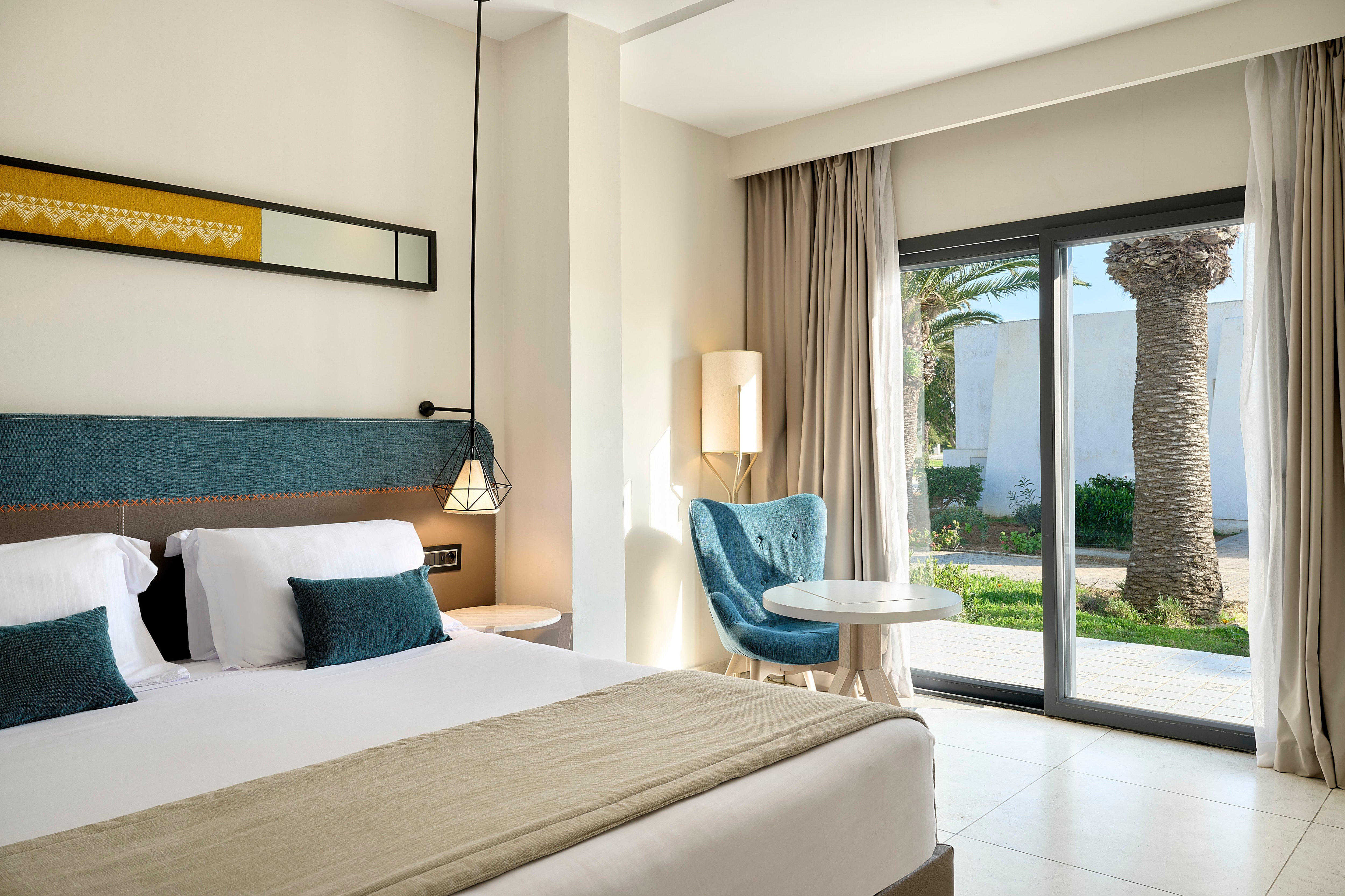 Bungalow Garden View