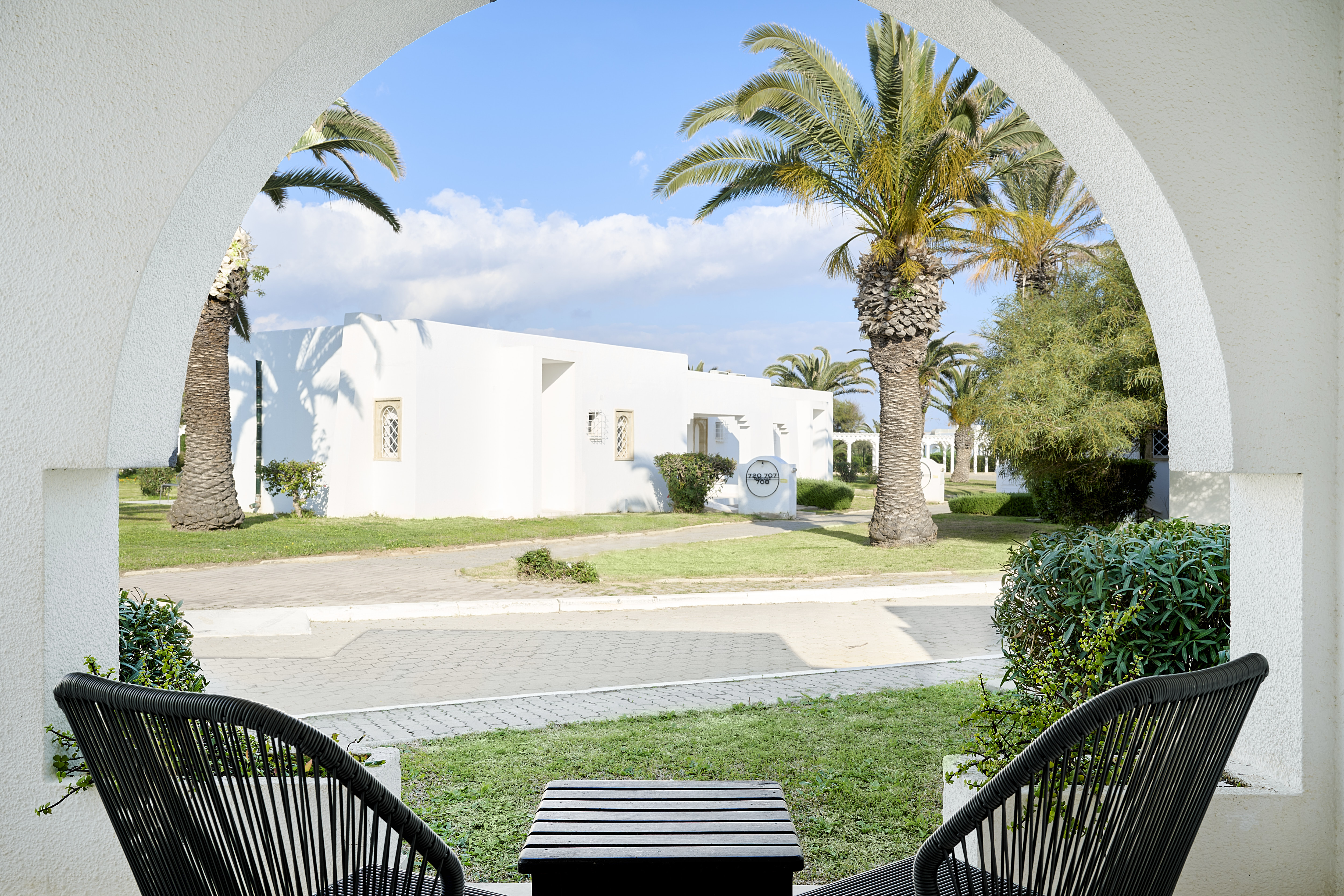 Bungalow Garden View