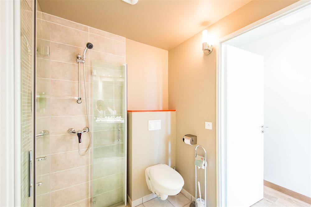 Suite Queen Size Bed