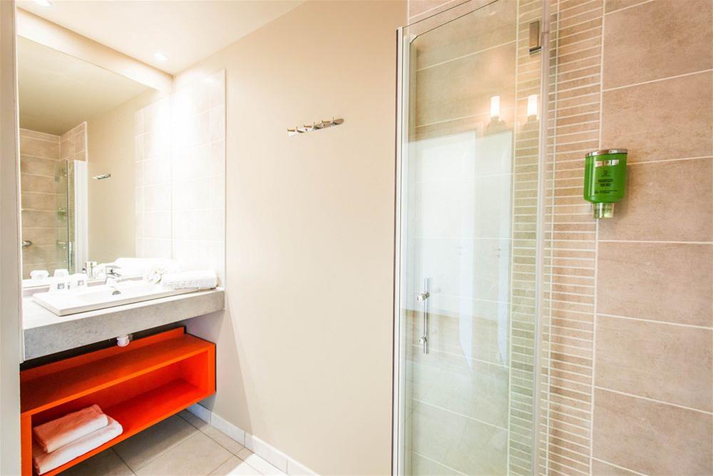 Suite Queen Bed Non Smoking