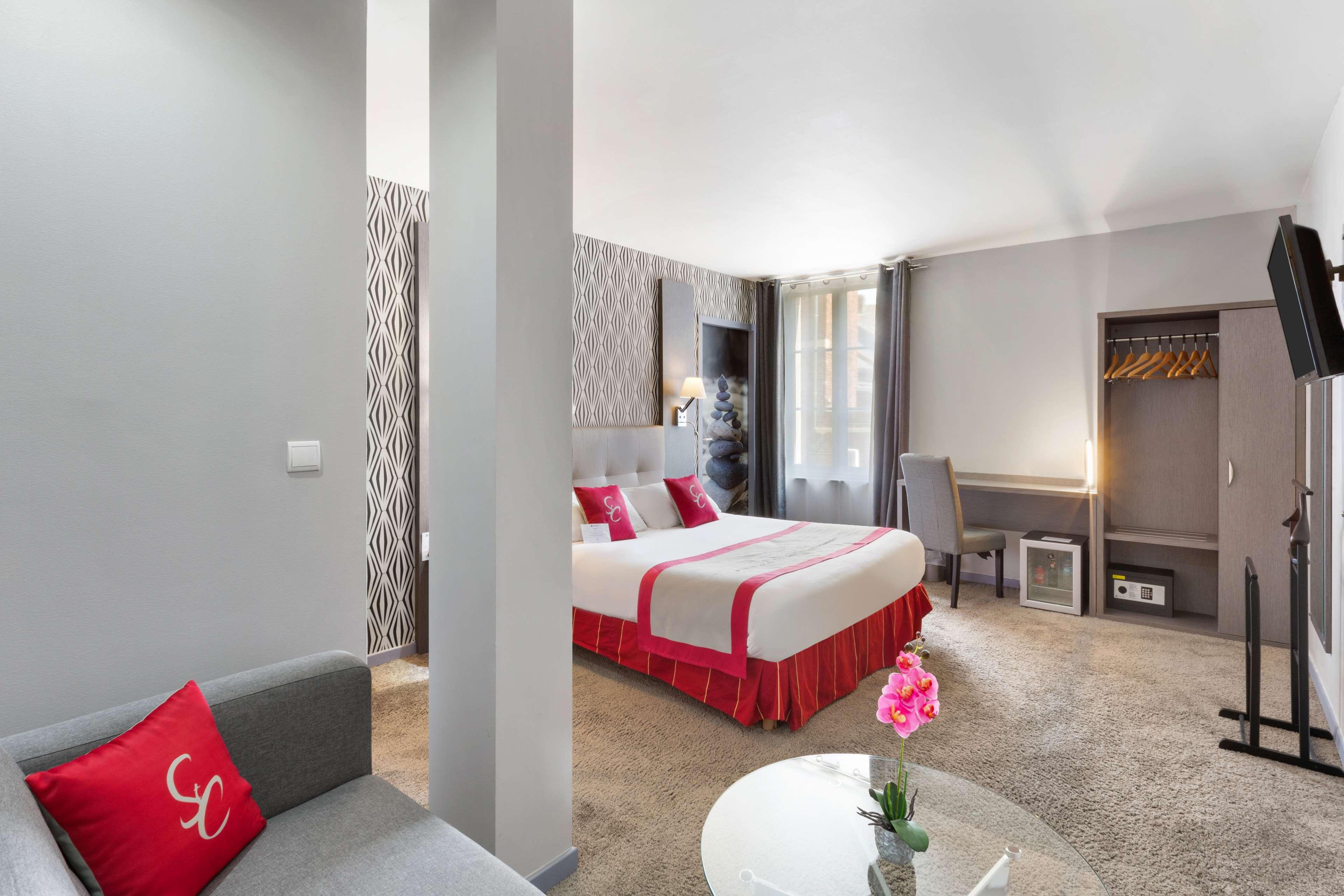 Suite Queen Size Bed