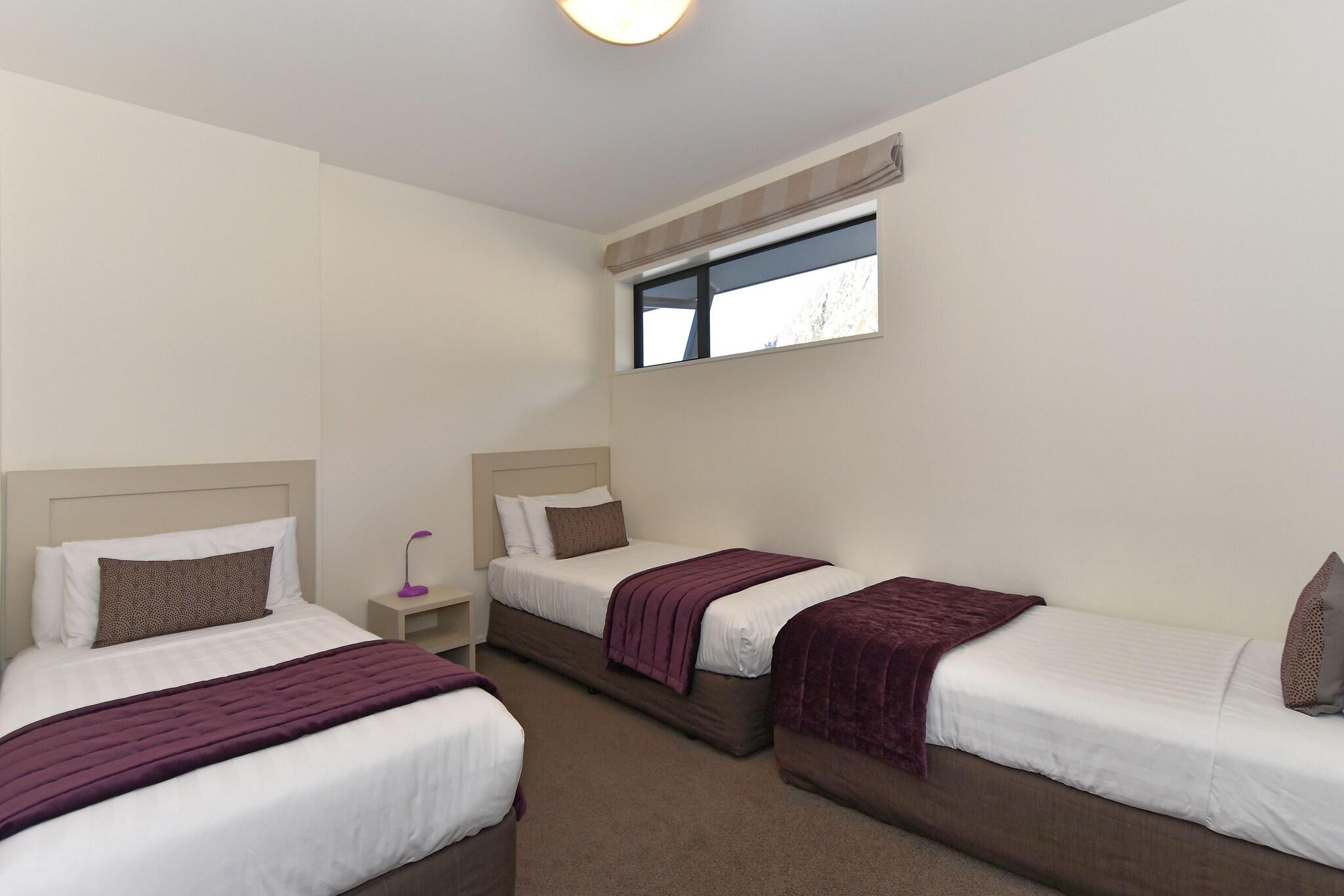 Apartment Queen Bed Two Bedrooms