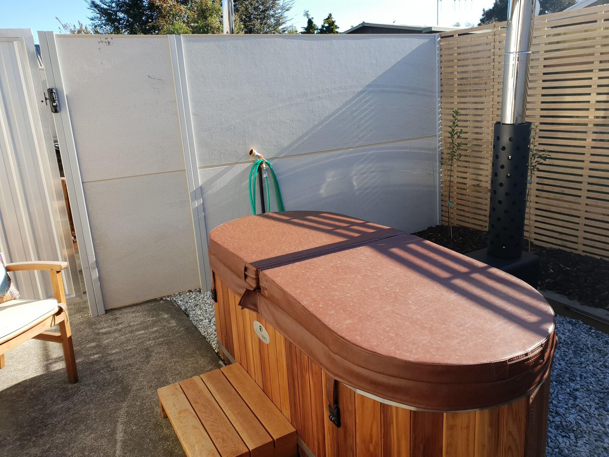 Studio Deluxe Queen Bed