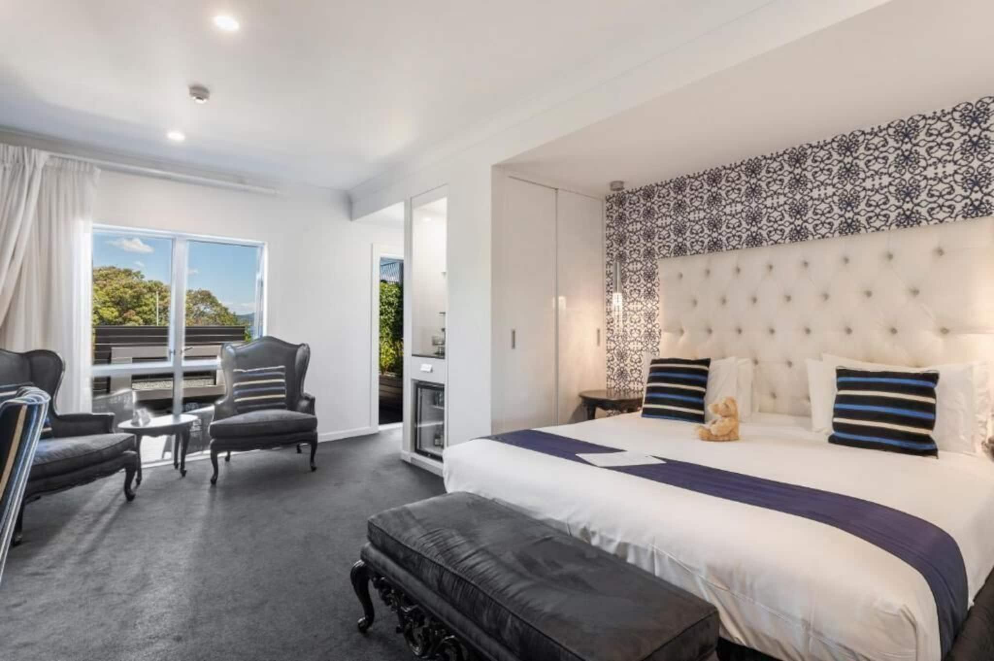 Double King Size Bed