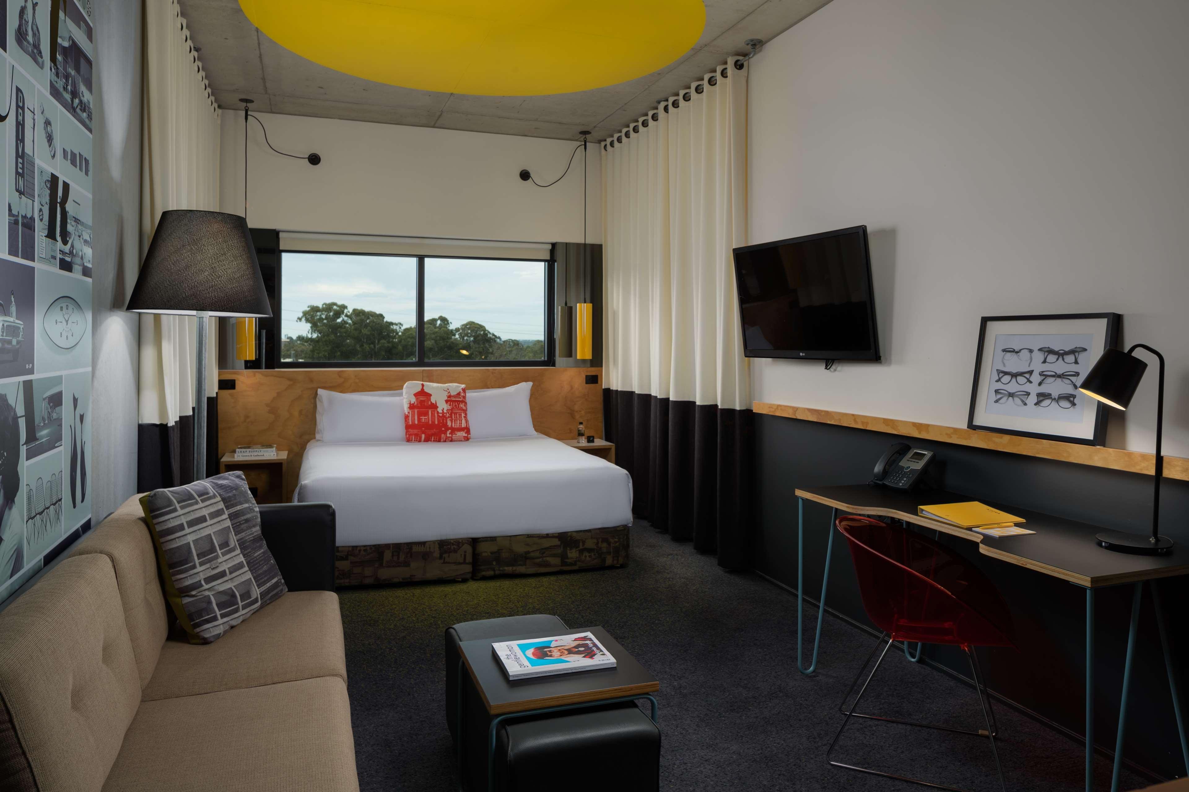 Double King Size Bed