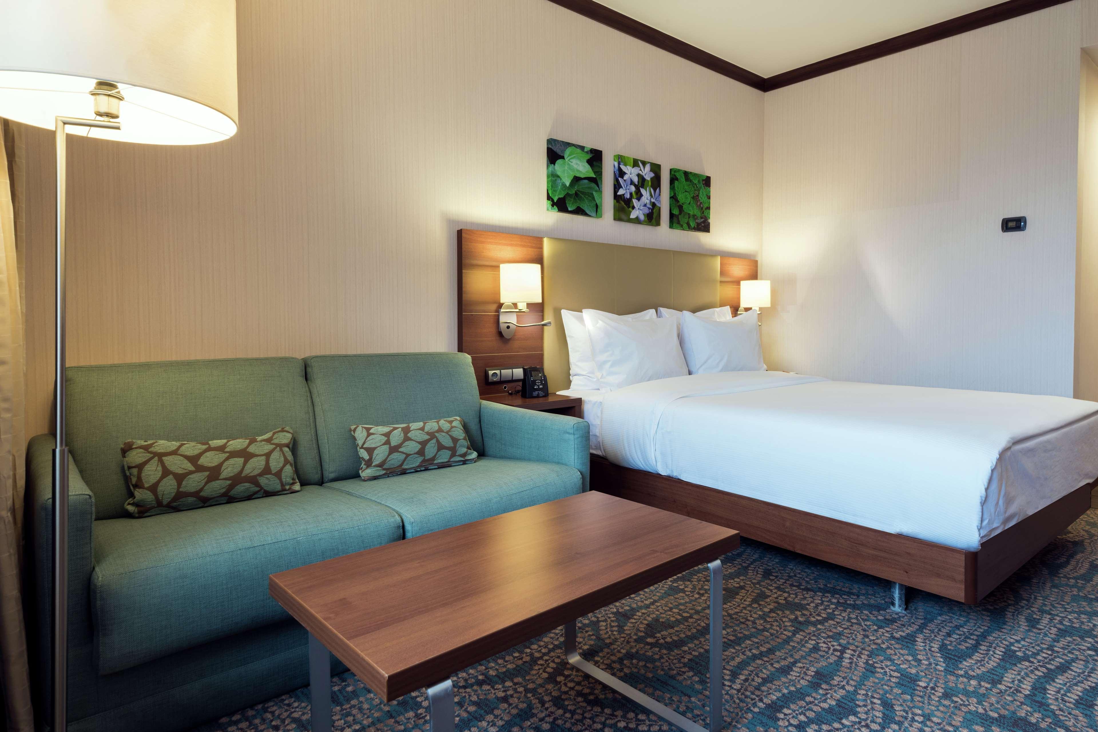 Family Room Connecting Room