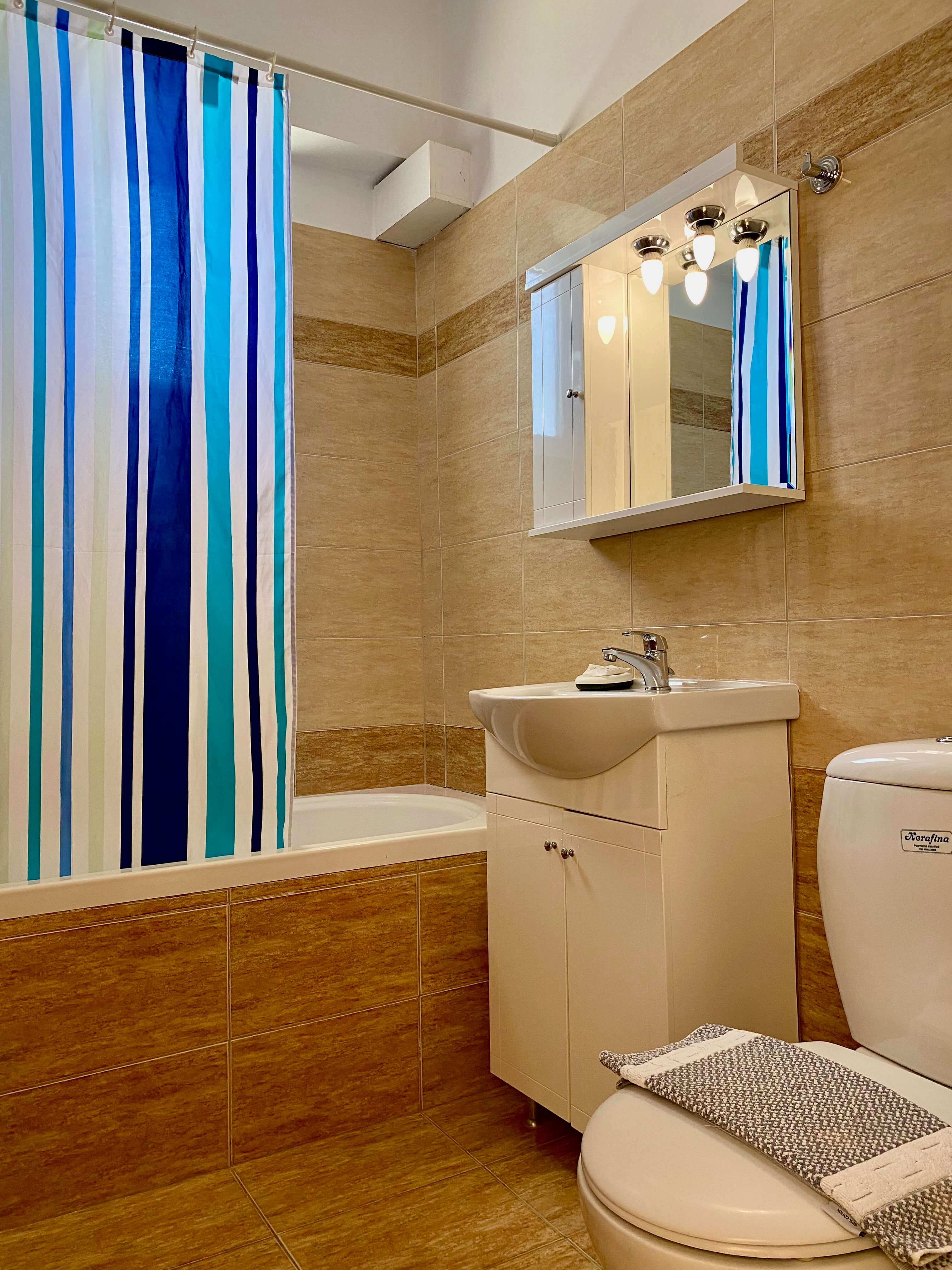 Studio Superior Capacity 2