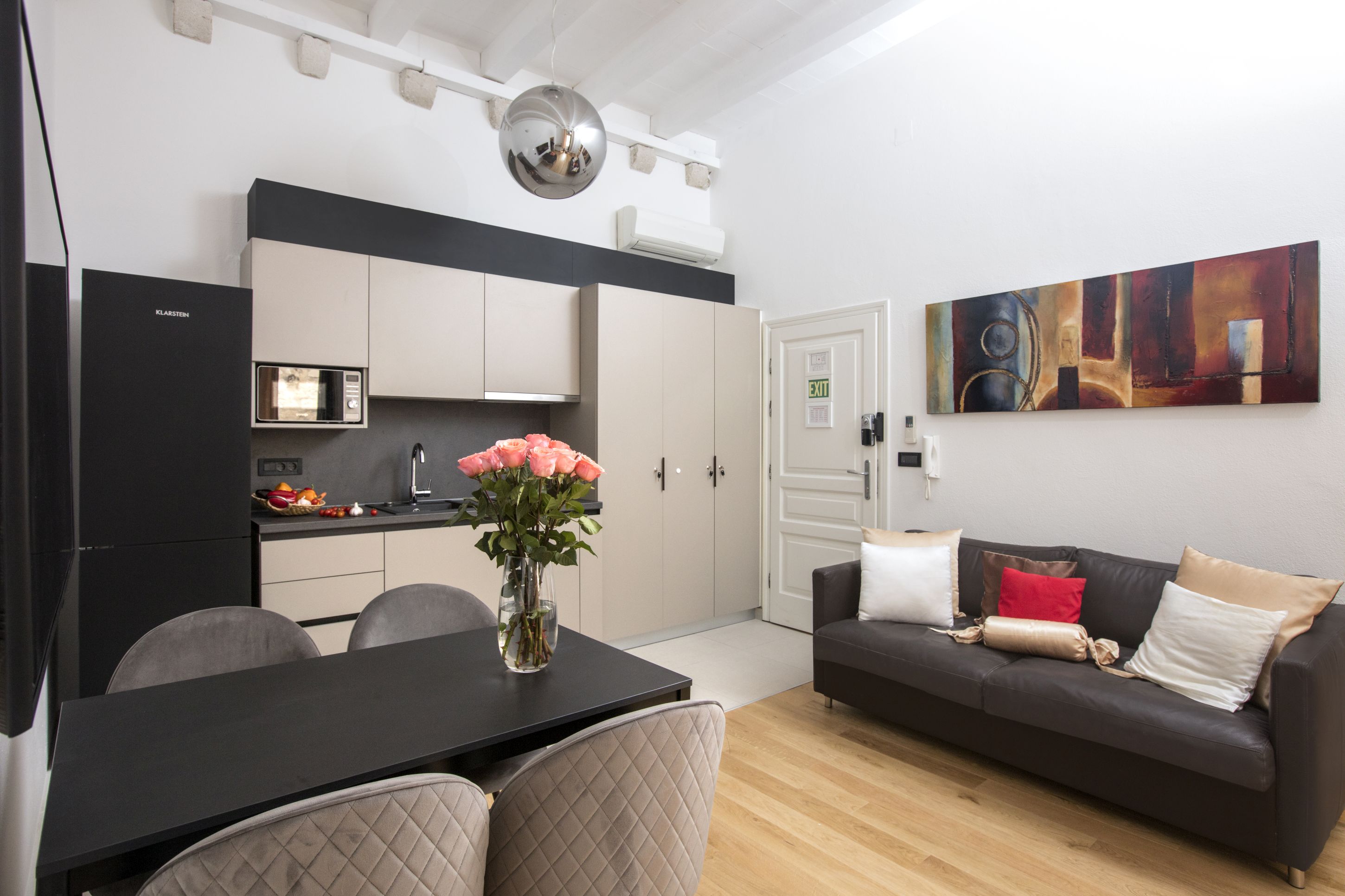 Apartment Deluxe One Bedroom