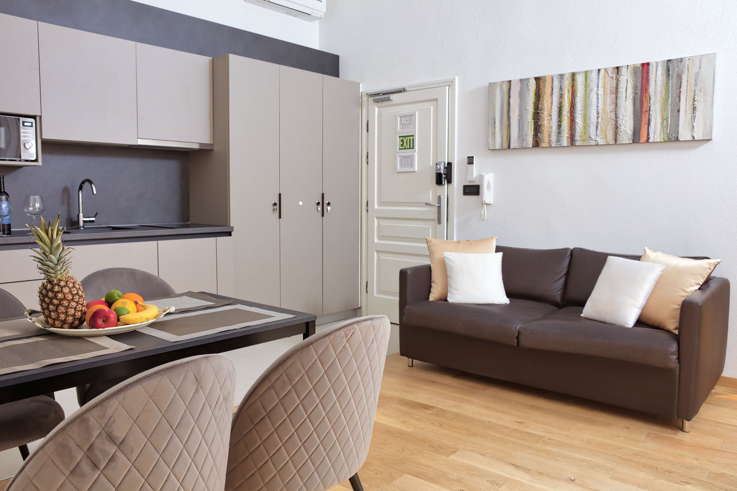 Apartment Deluxe One Bedroom