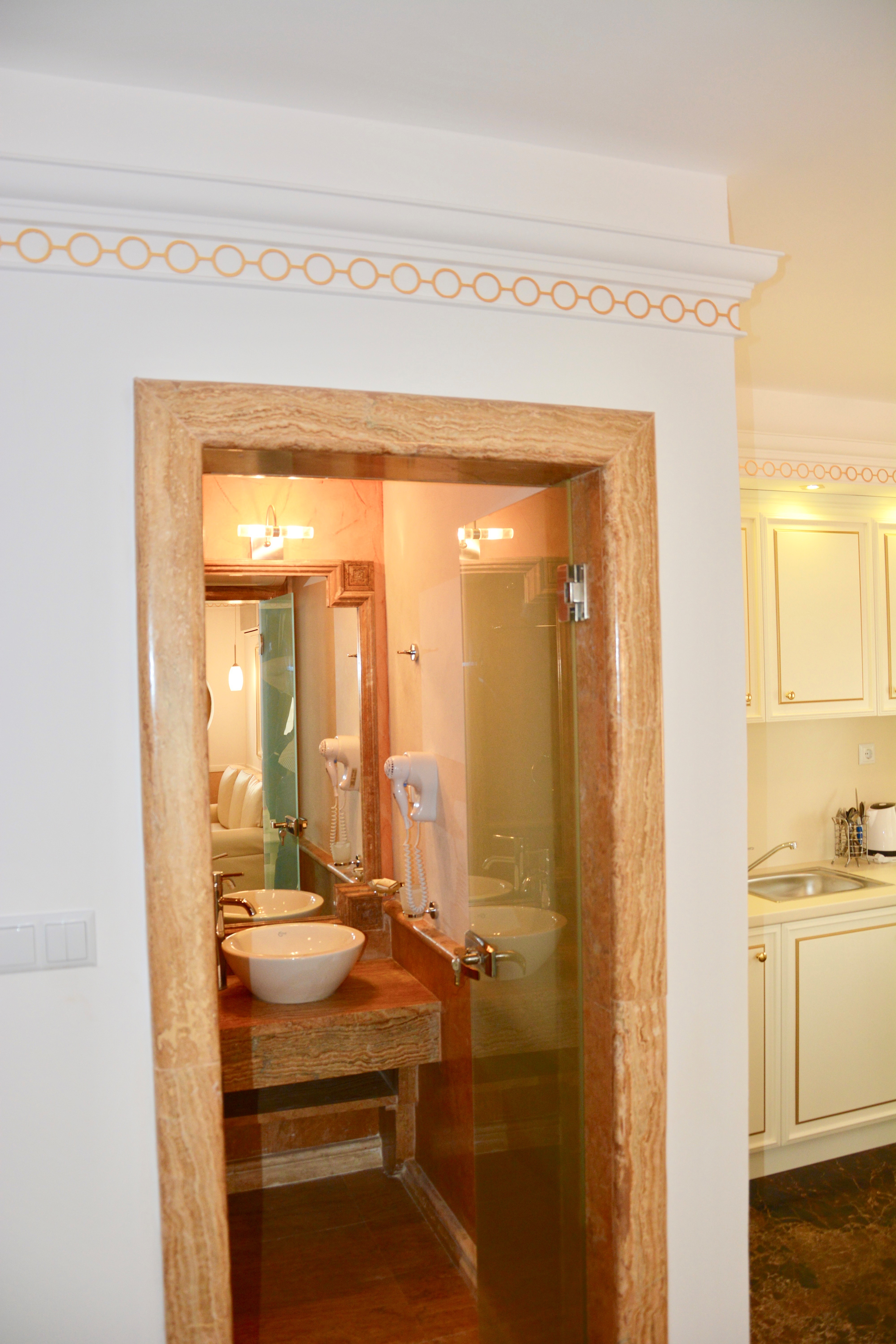 Apartment Two Bedrooms One Bathroom