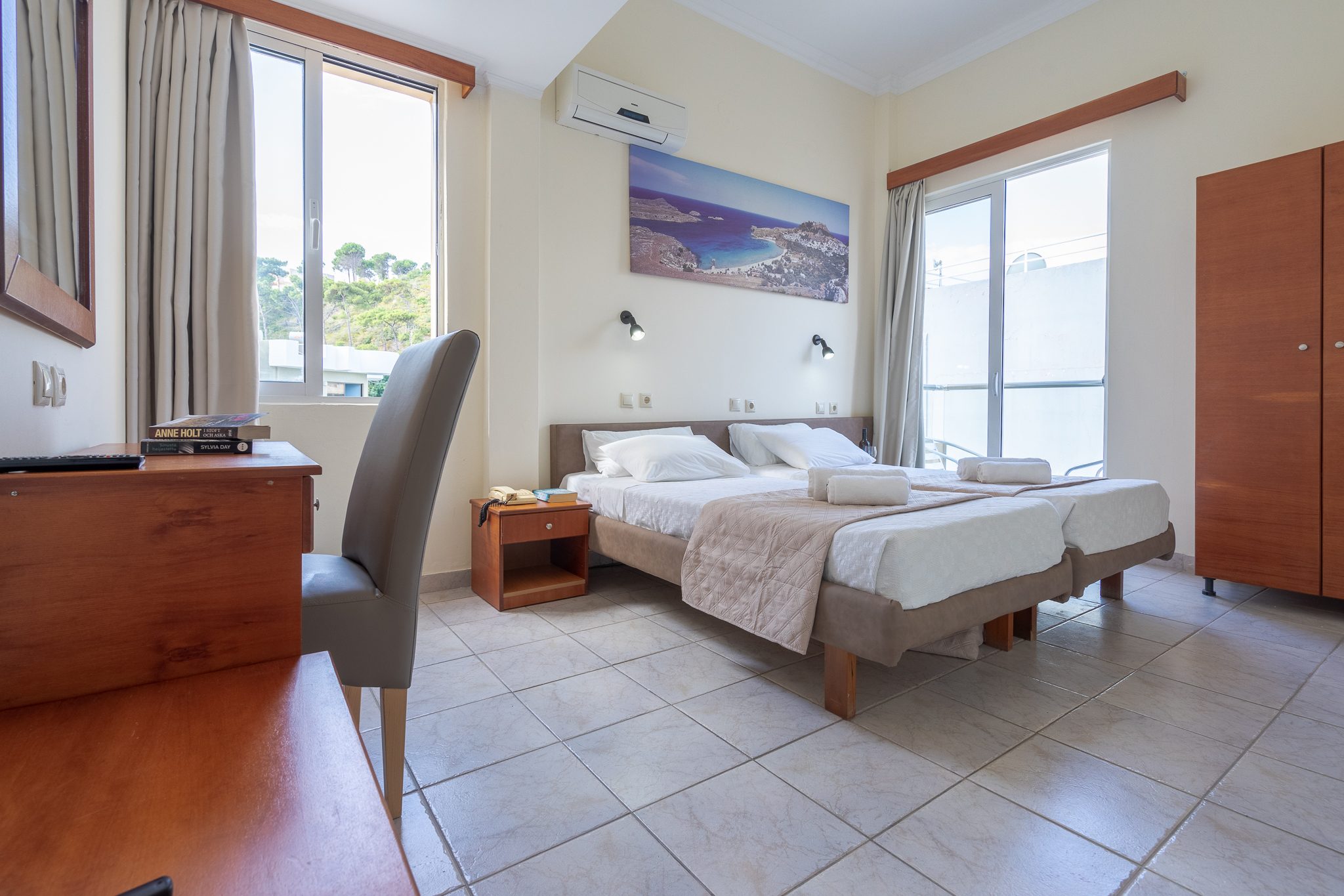 Double or Twin Standard