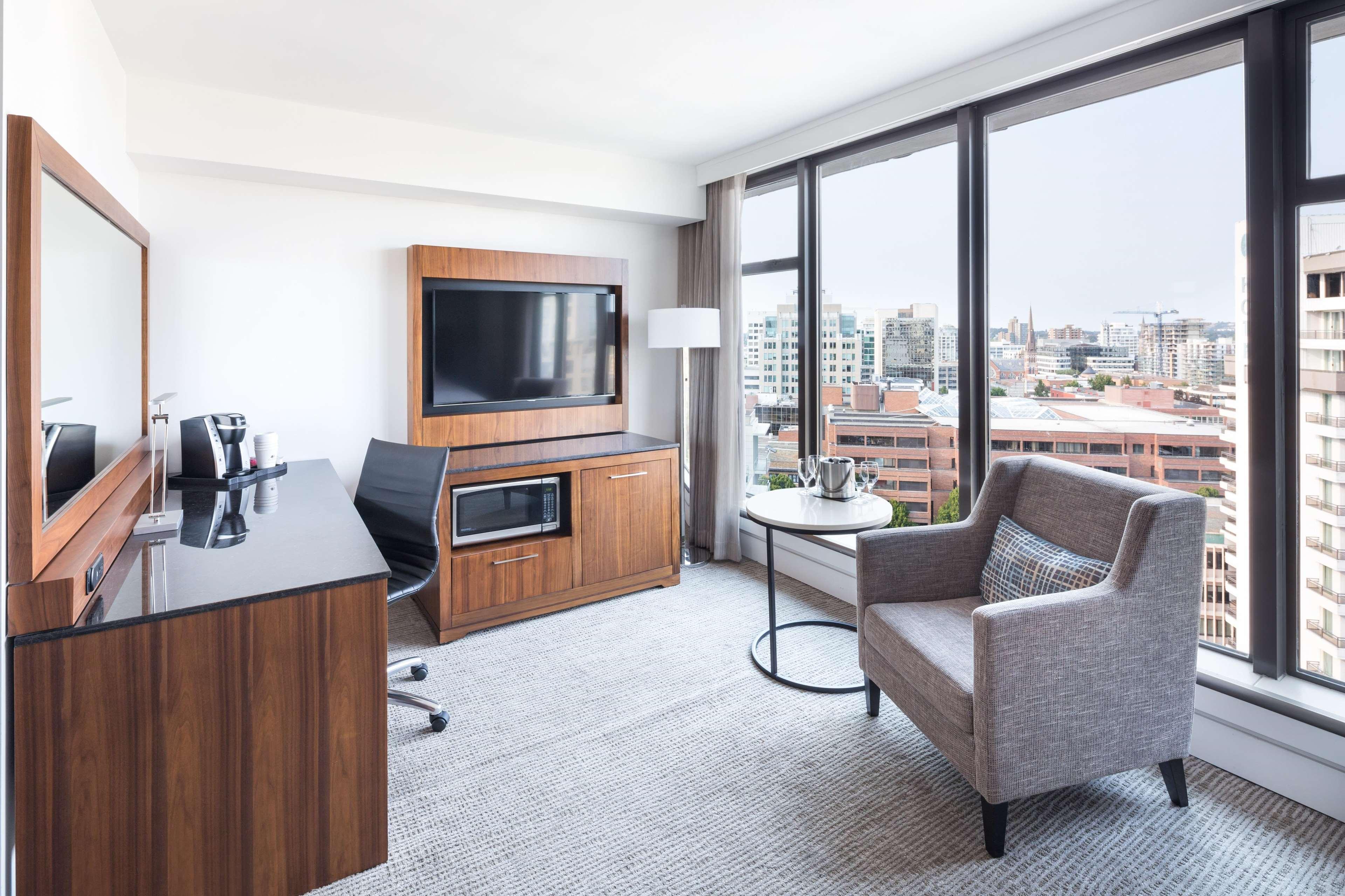 Double Two Queen Beds