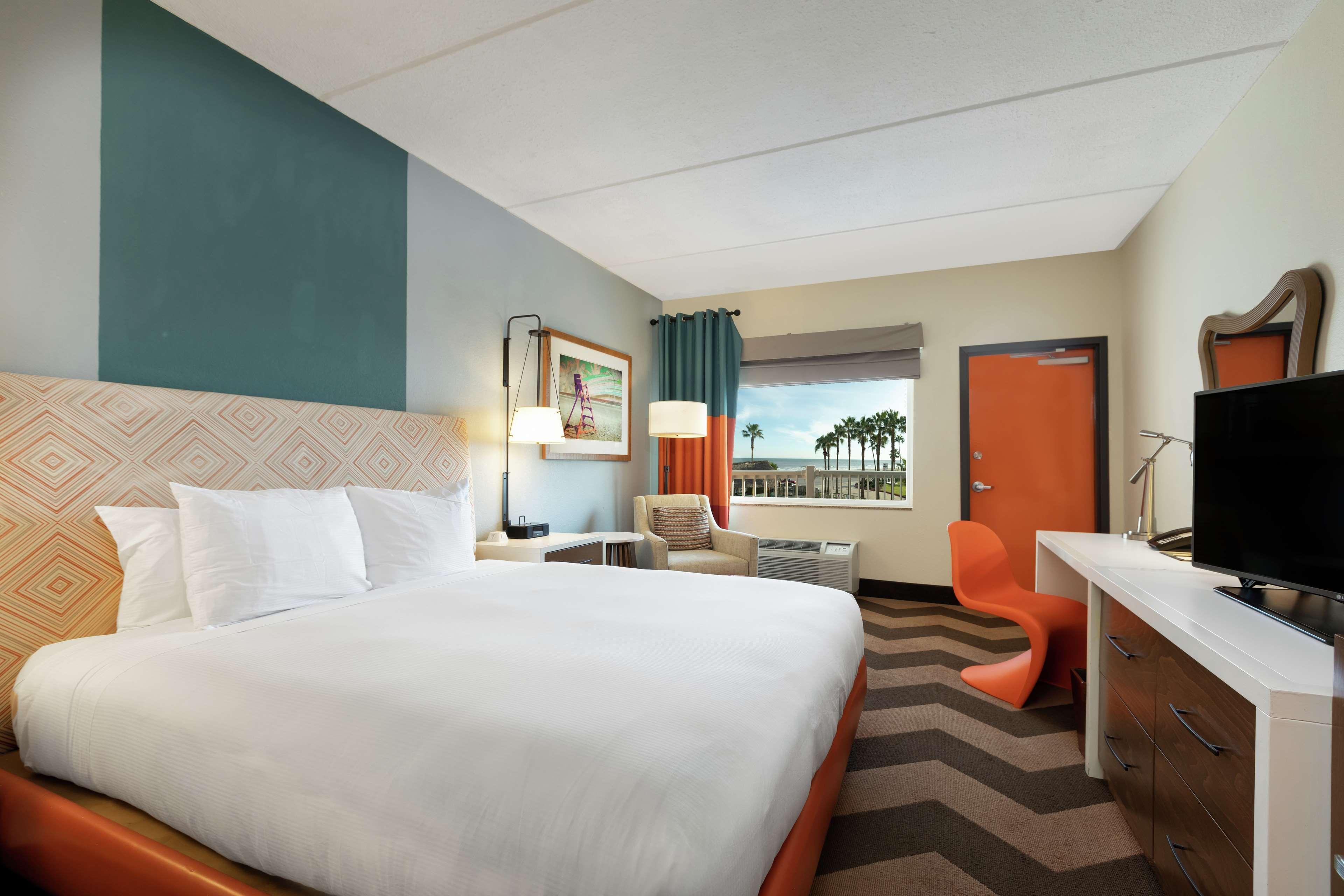 Room Sea View King Bed