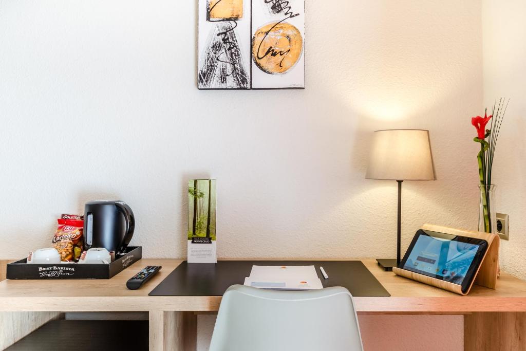 Family Room with Terrace