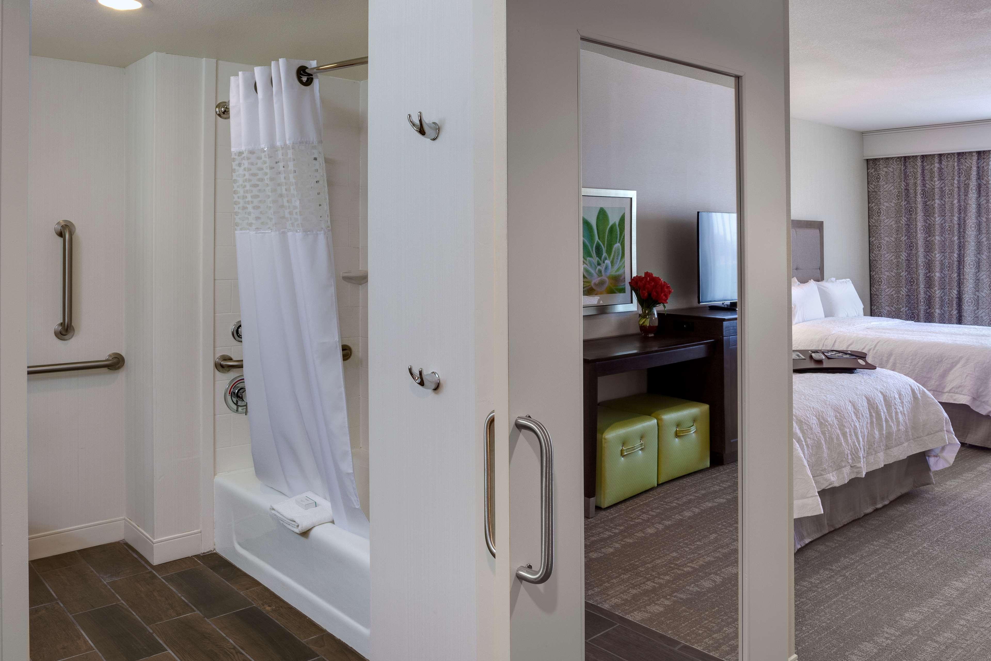 Double Two Queen Beds Non Smoking