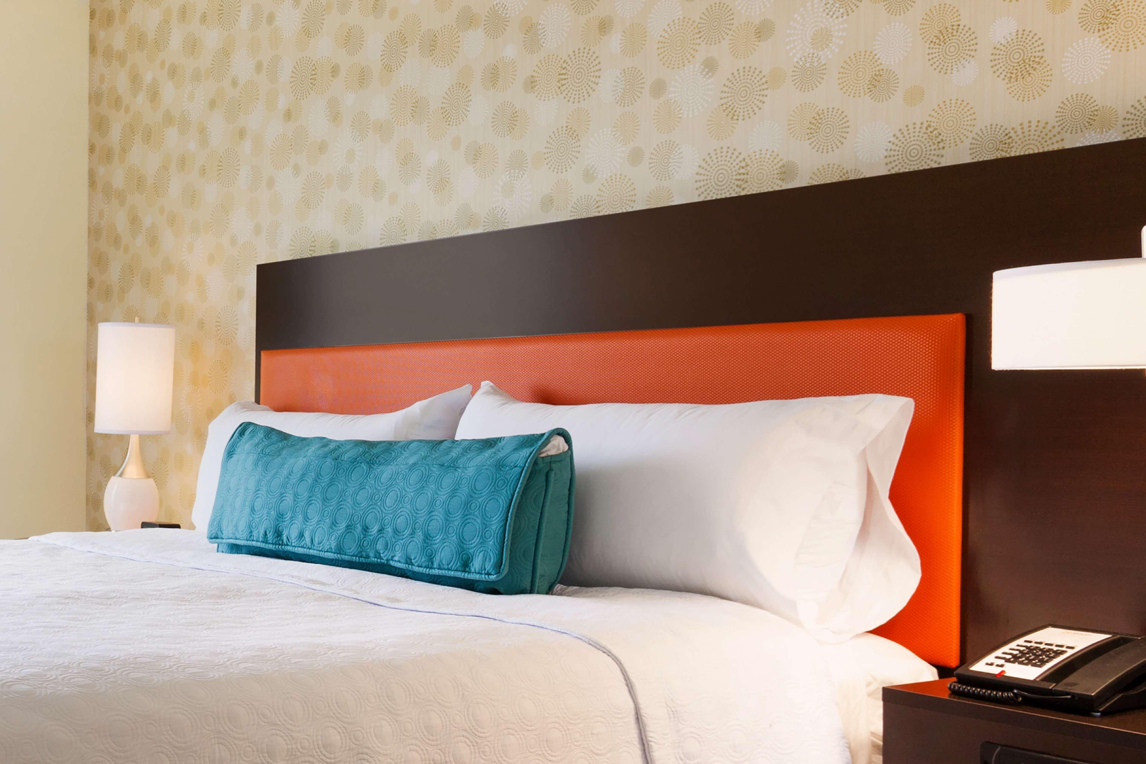 Studio Queen Size Bed