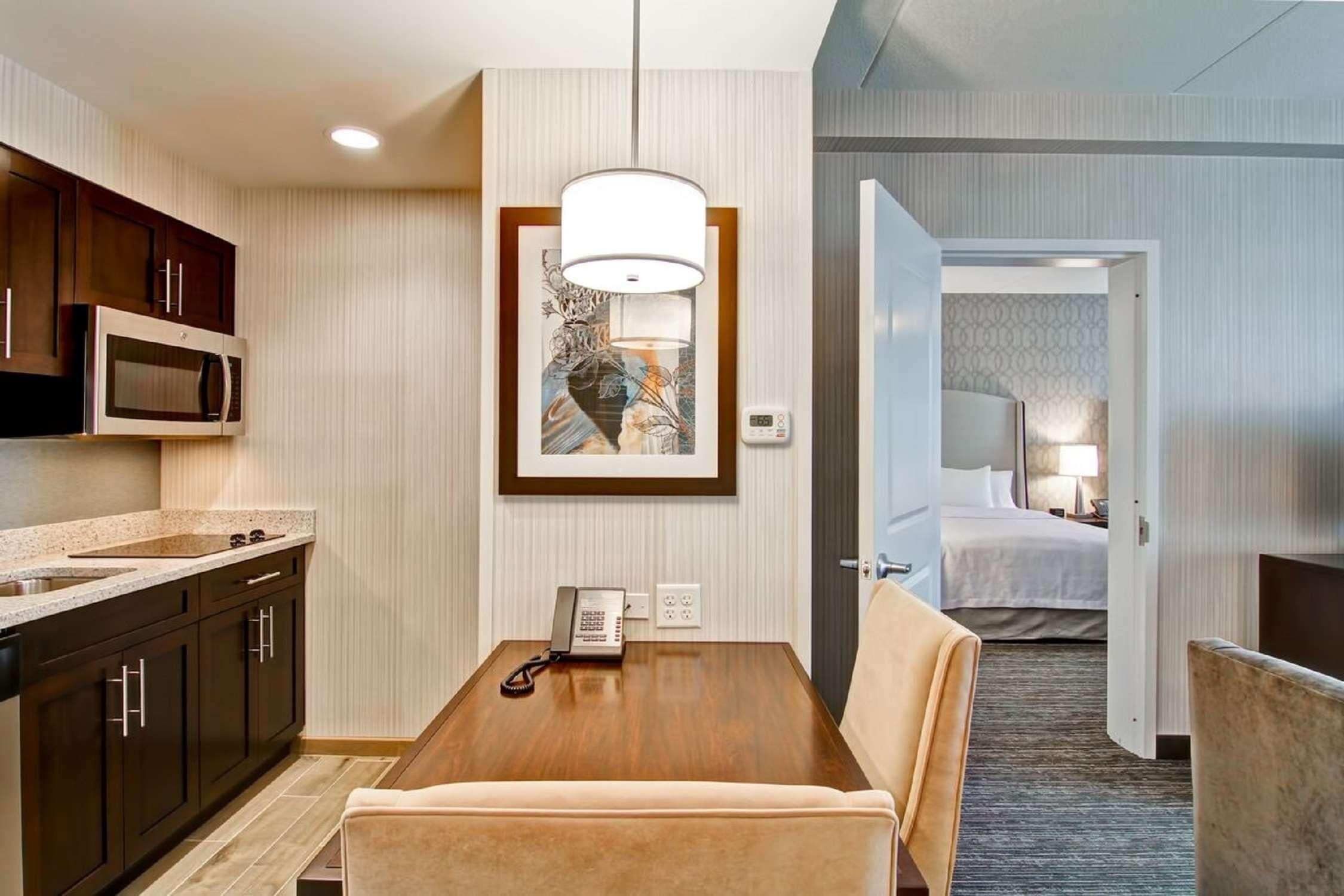 Suite Two Queen Beds One Bedroom