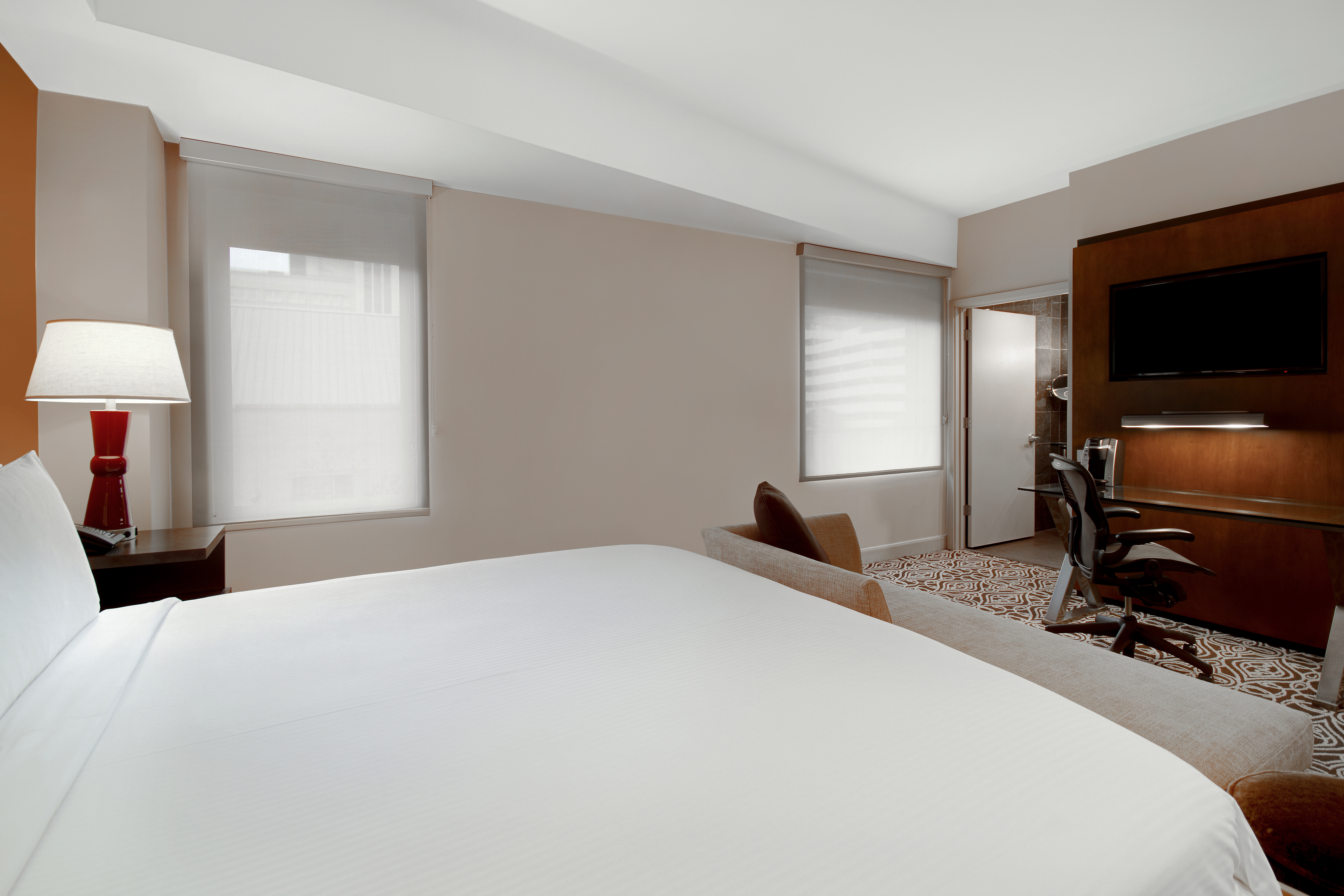 Suite Deluxe King Bed