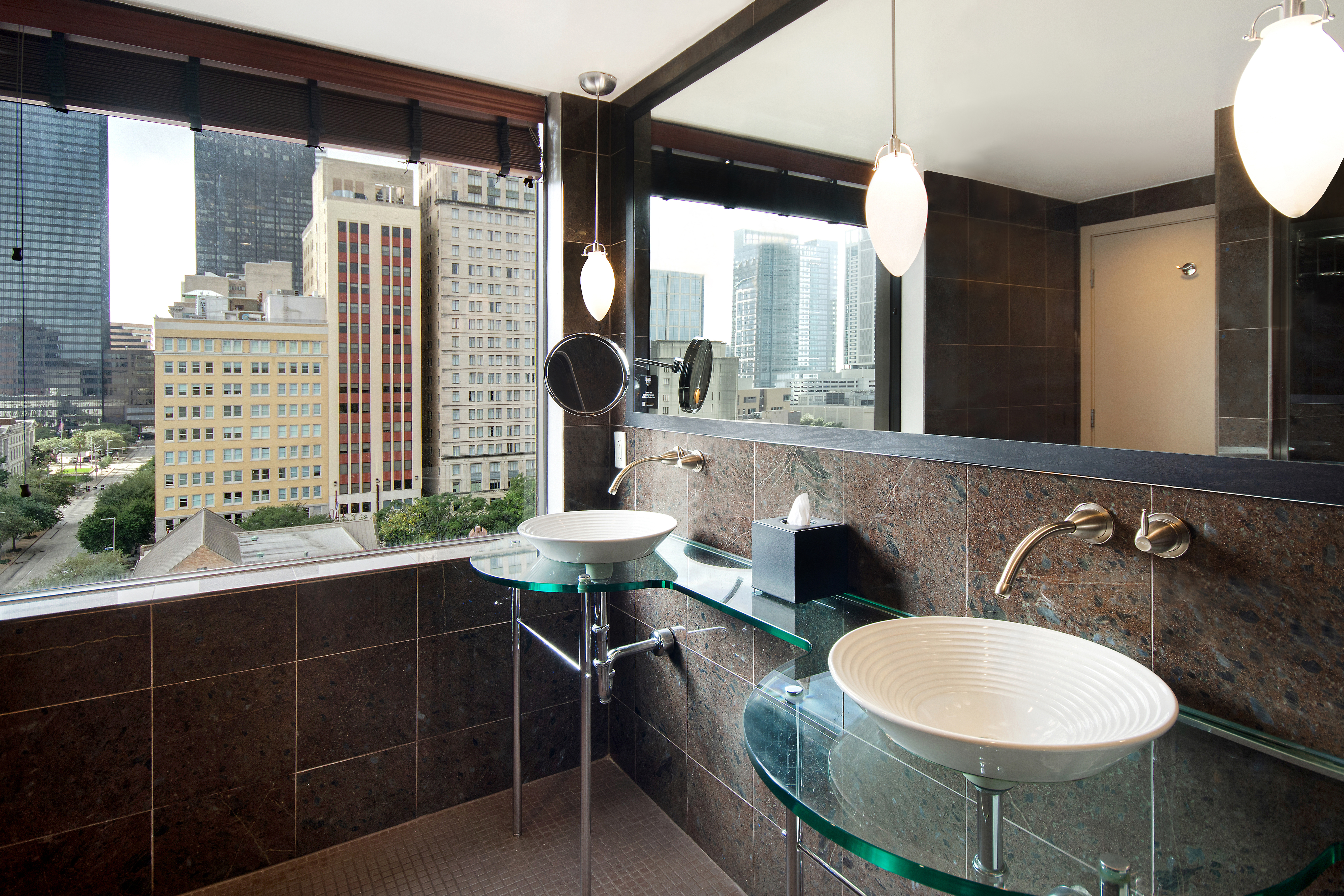 Suite King Bed One Bedroom 