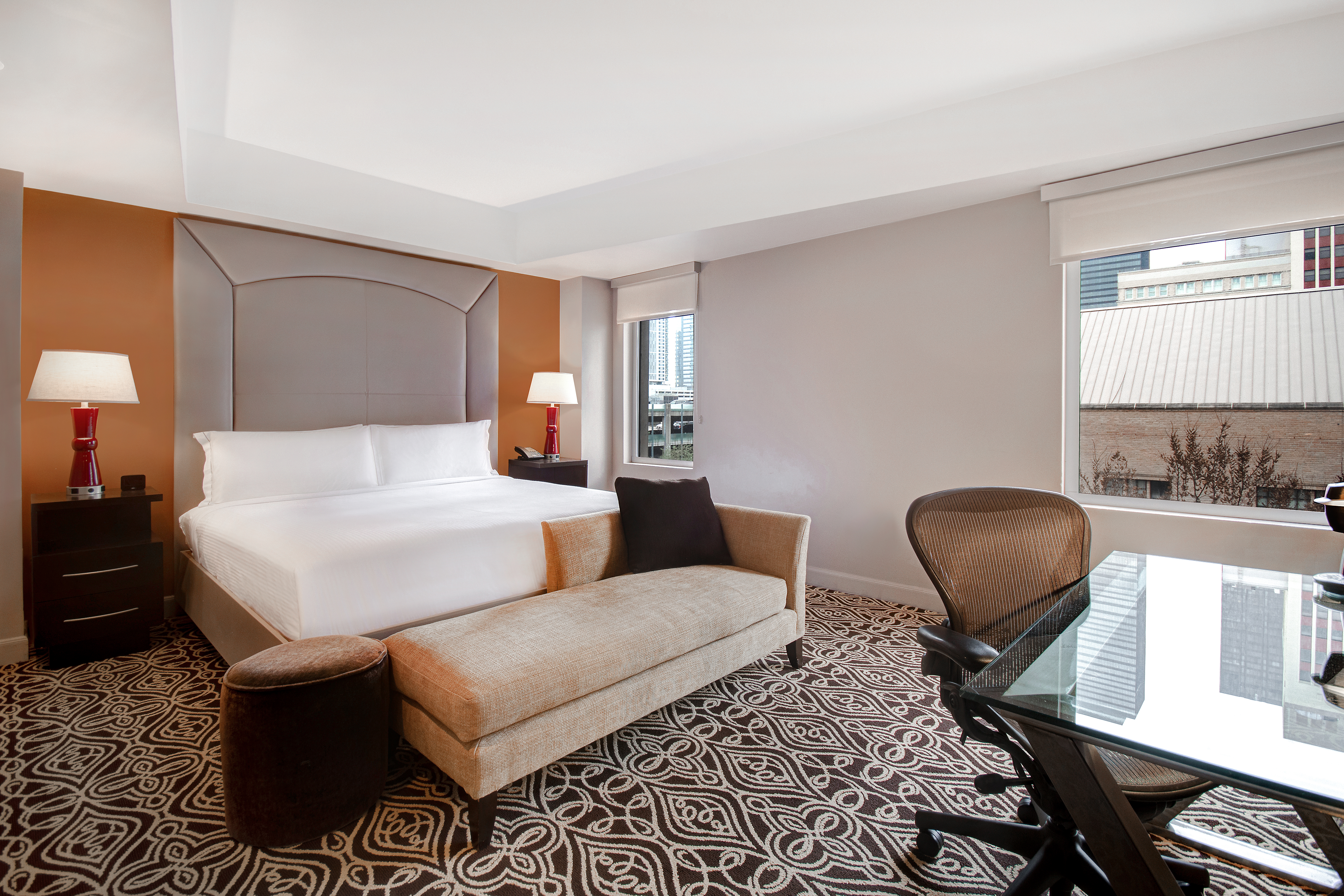 Double Deluxe King Bed