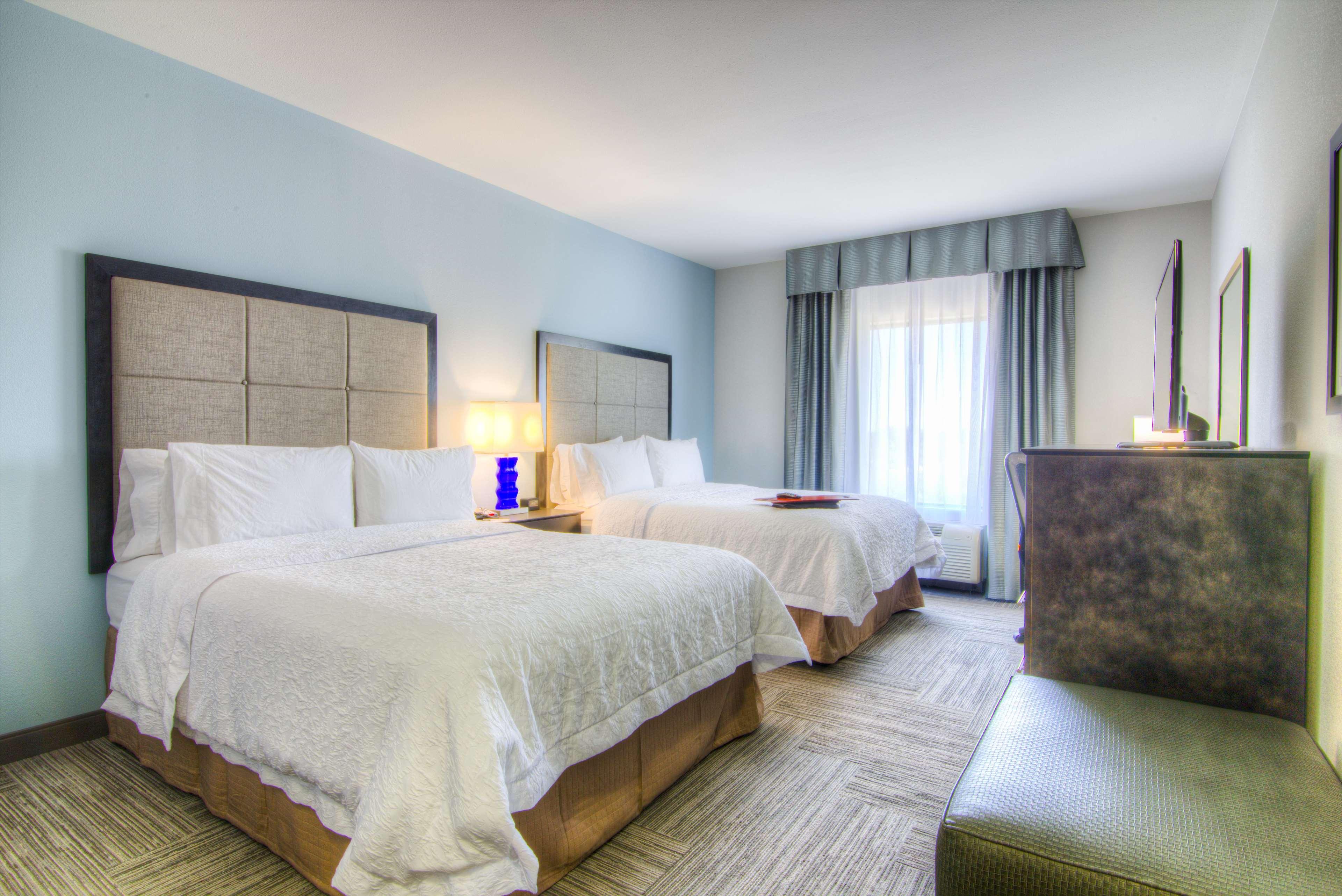 Double Two Queen Beds Non Smoking