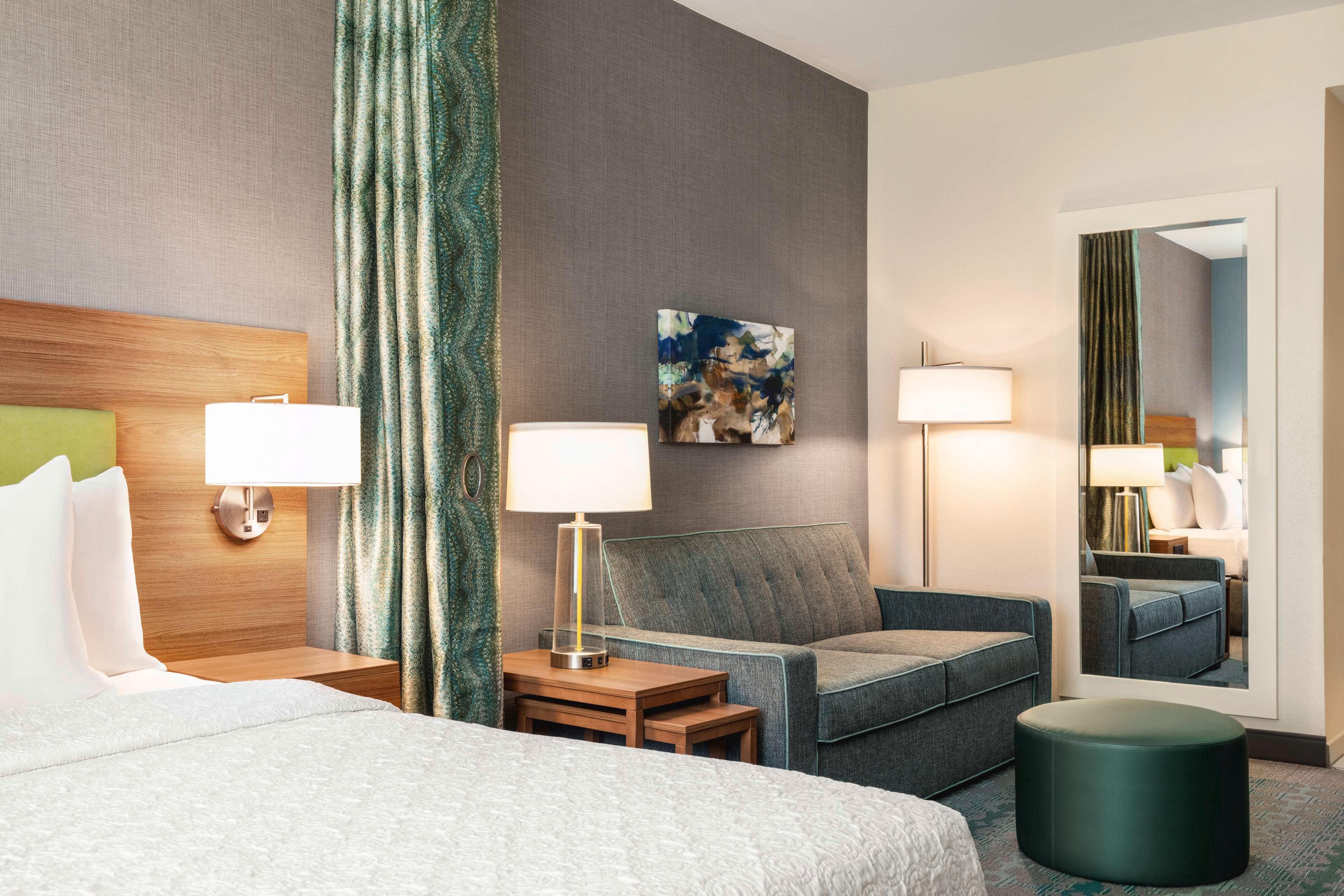 Studio Queen Size Bed